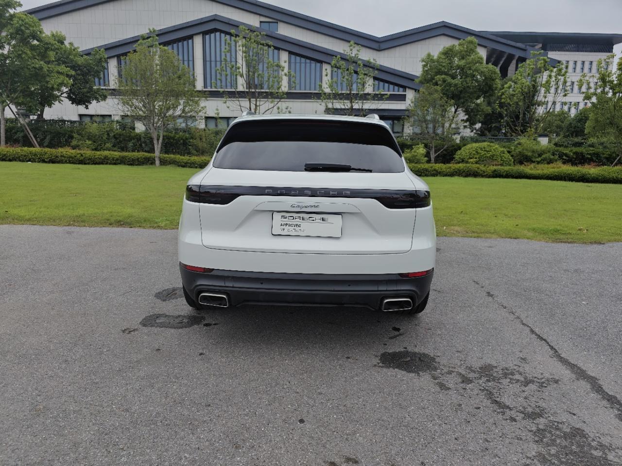 Porsche Cayenne 2019 thumb 4
