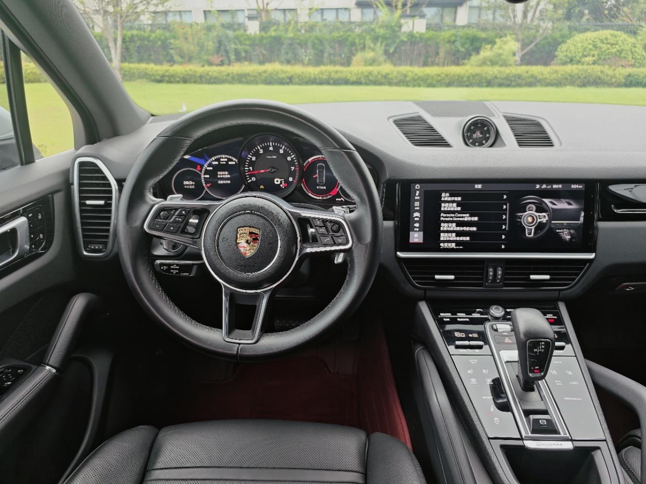 Porsche Cayenne 2019 thumb 10