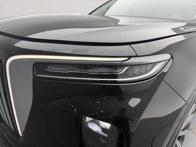 Hongqi E-HS9 2022 thumb 10