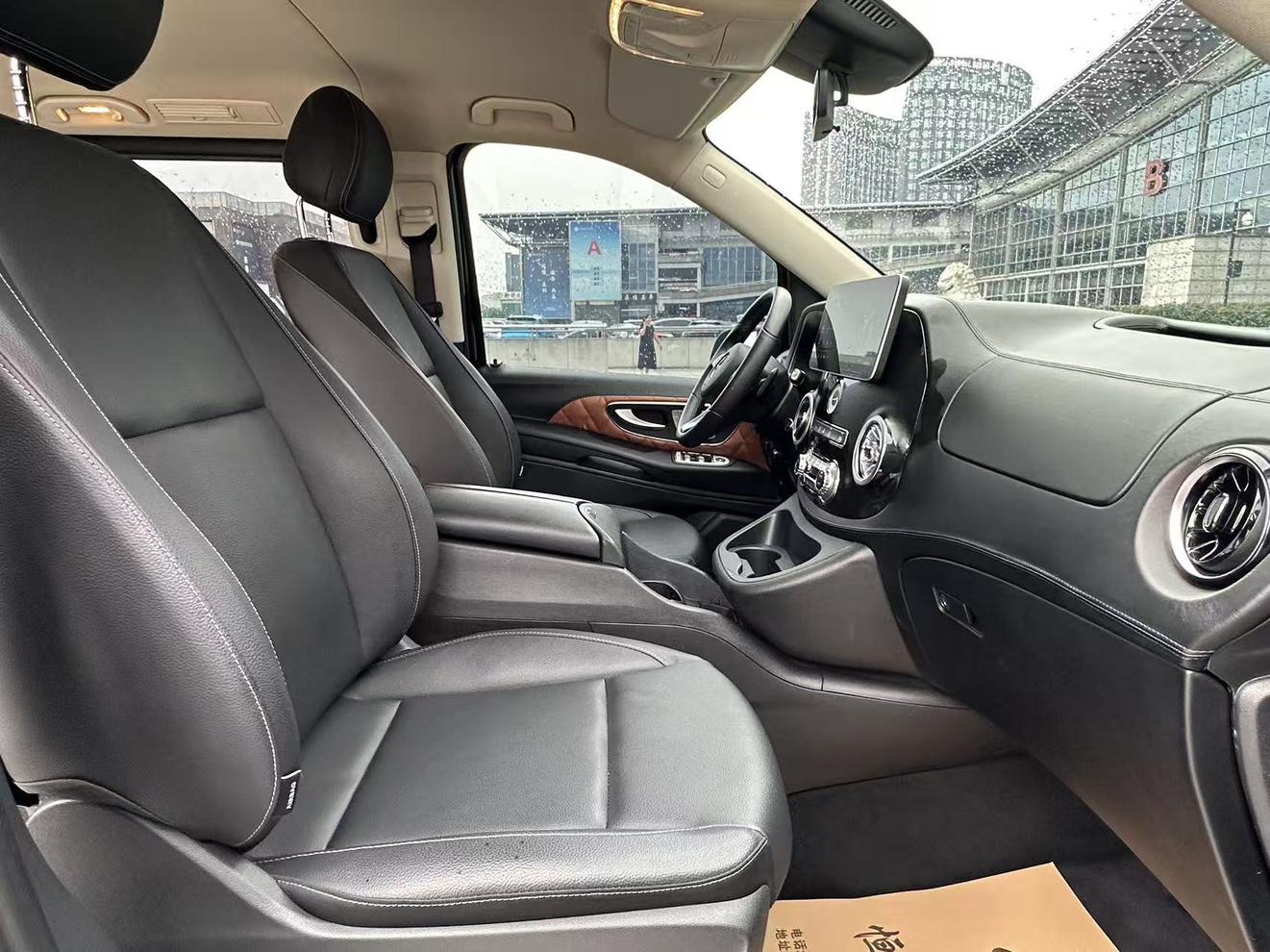 Mercedes-Benz Wei Ting 2023 thumb 7