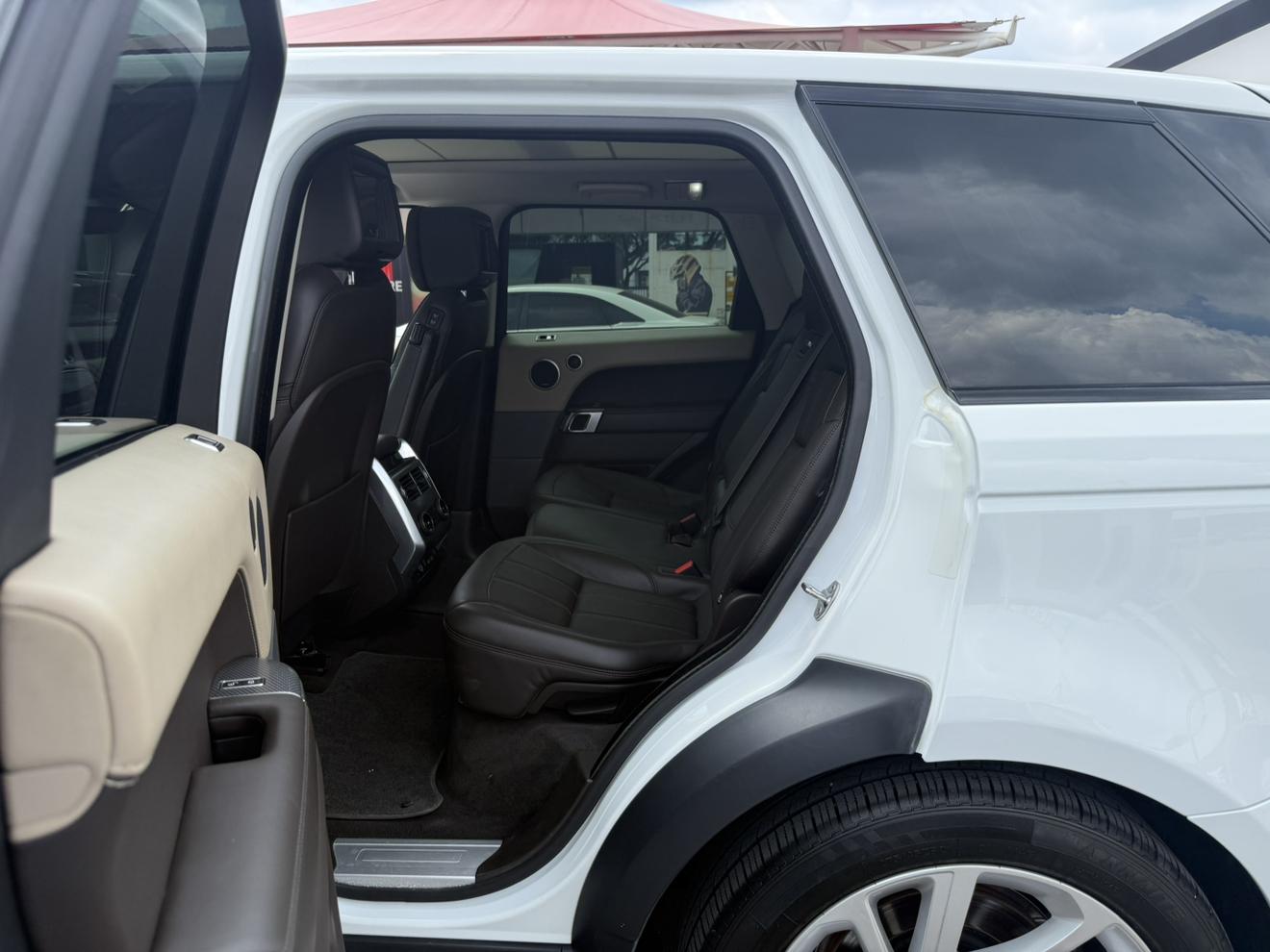 Land Rover Range Rover Sport 2018 thumb 9