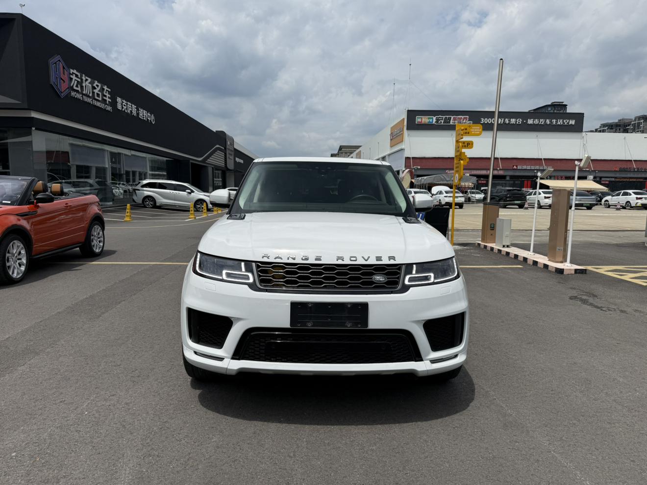 Land Rover Range Rover Sport 2018 thumb 11