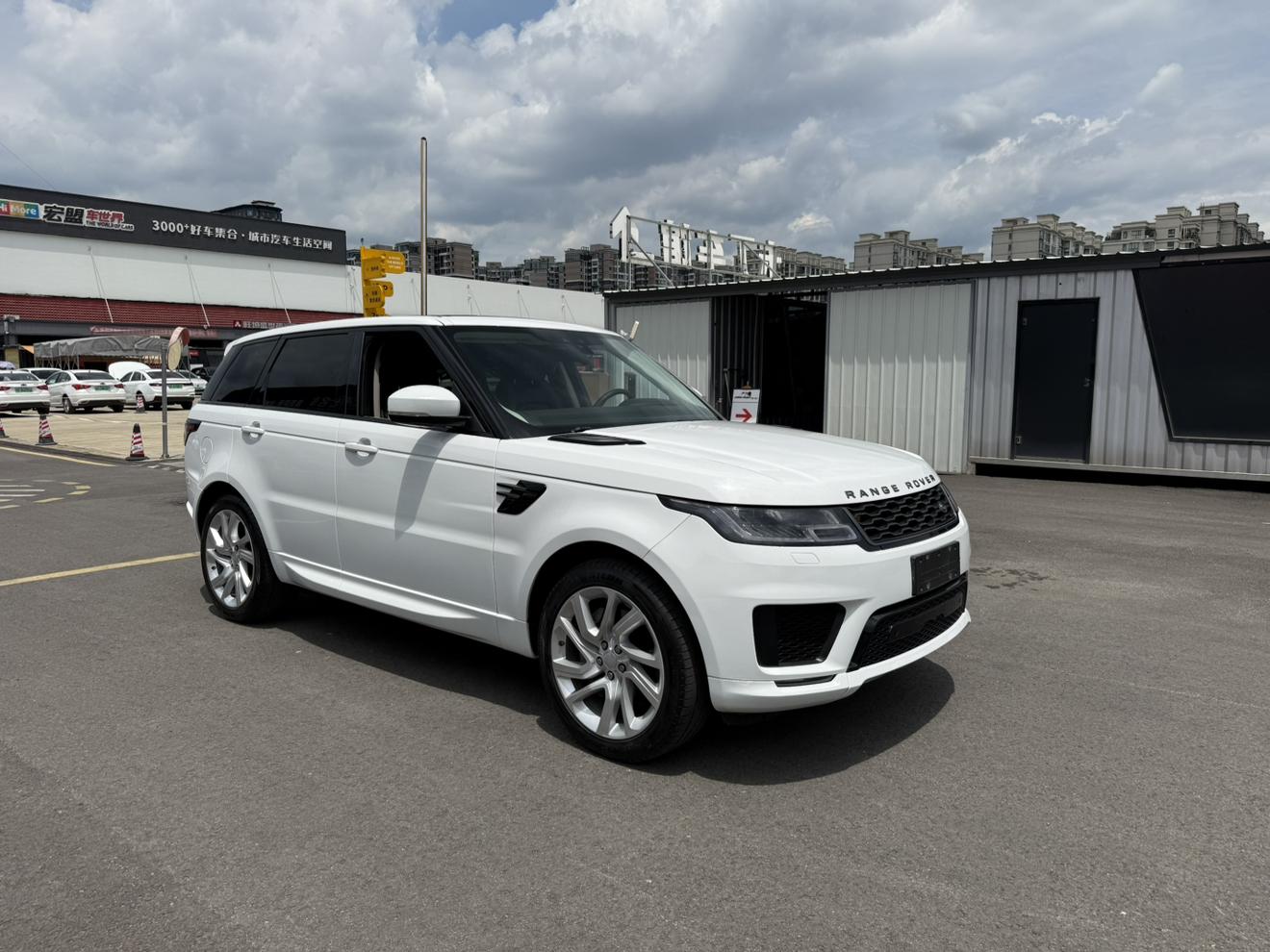 Land Rover Range Rover Sport 2018 thumb 12