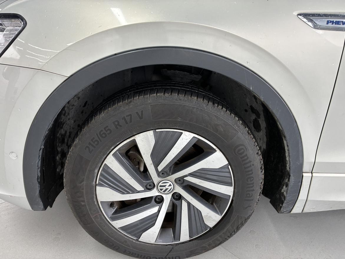 Volkswagen Tiguan 2020 thumb 2