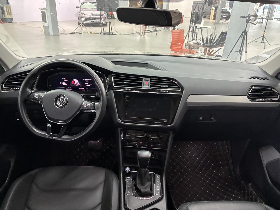 Volkswagen Tiguan 2020 thumb 4