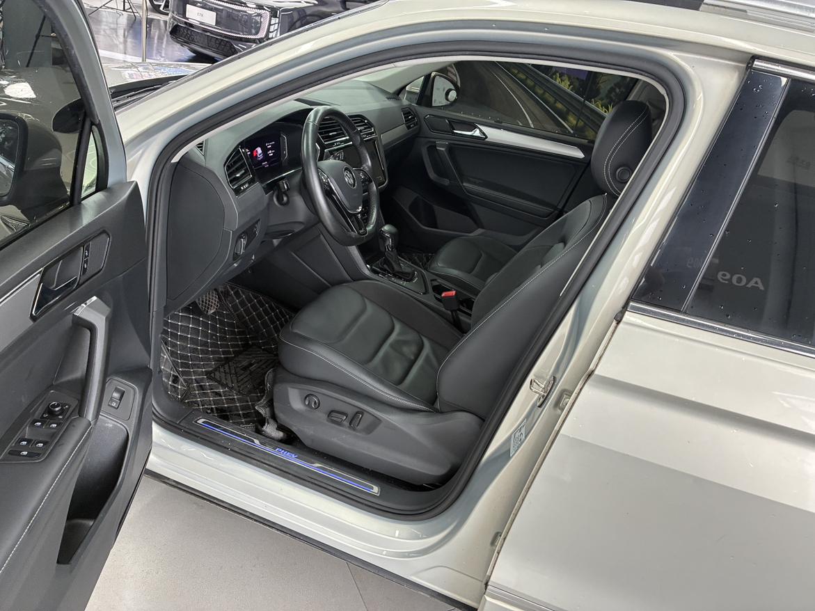 Volkswagen Tiguan 2020 thumb 6