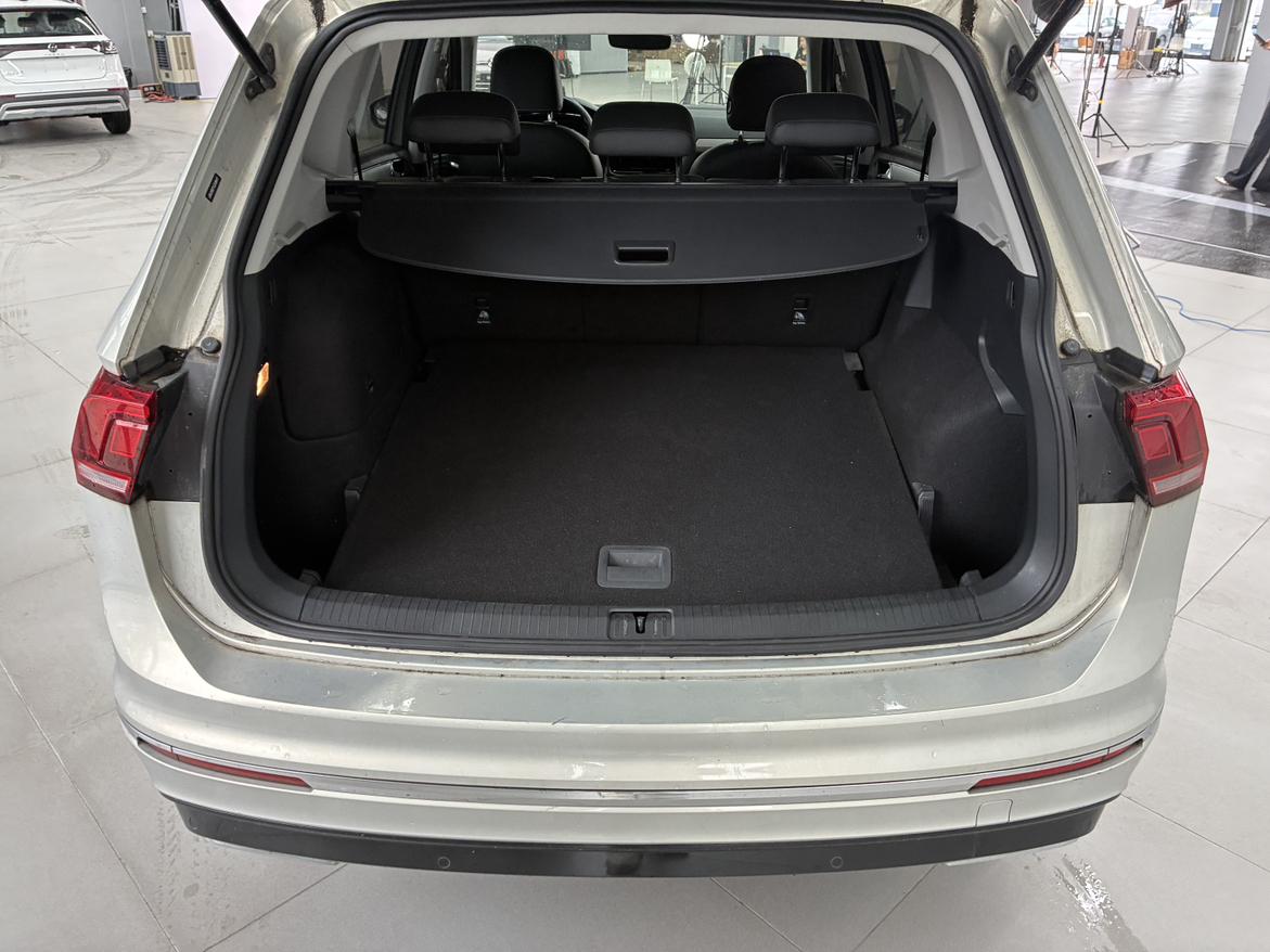 Volkswagen Tiguan 2020 thumb 9