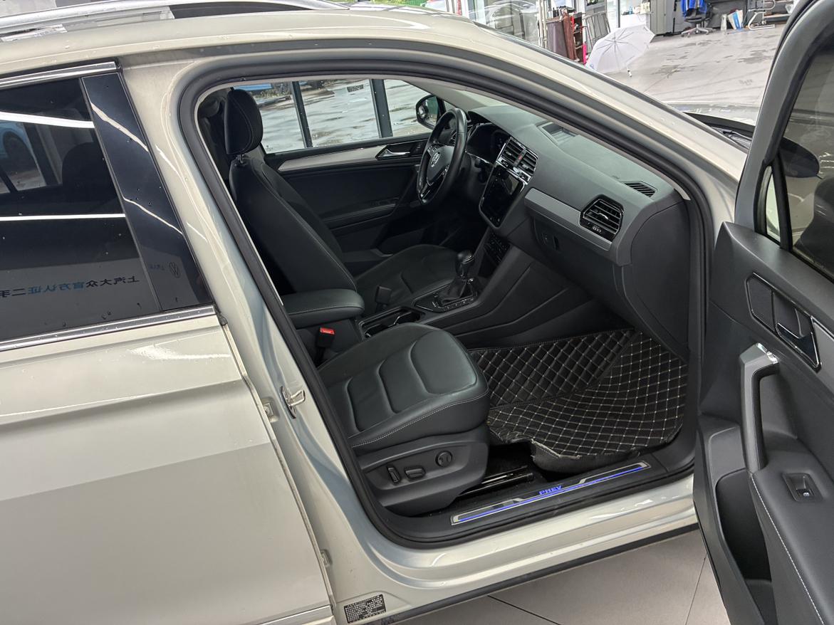 Volkswagen Tiguan 2020 thumb 10