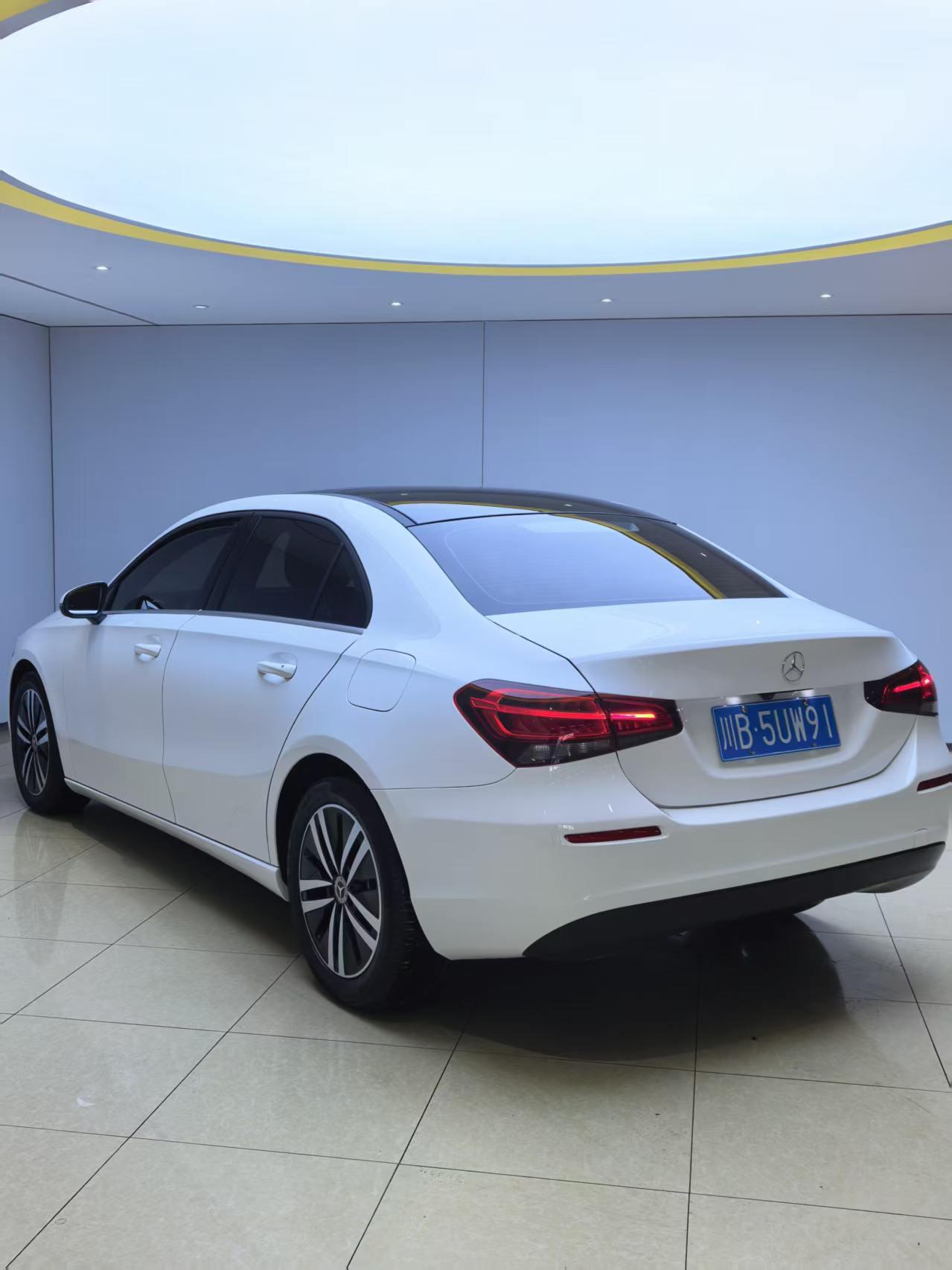Mercedes-Benz A-Класс 2022 thumb 3