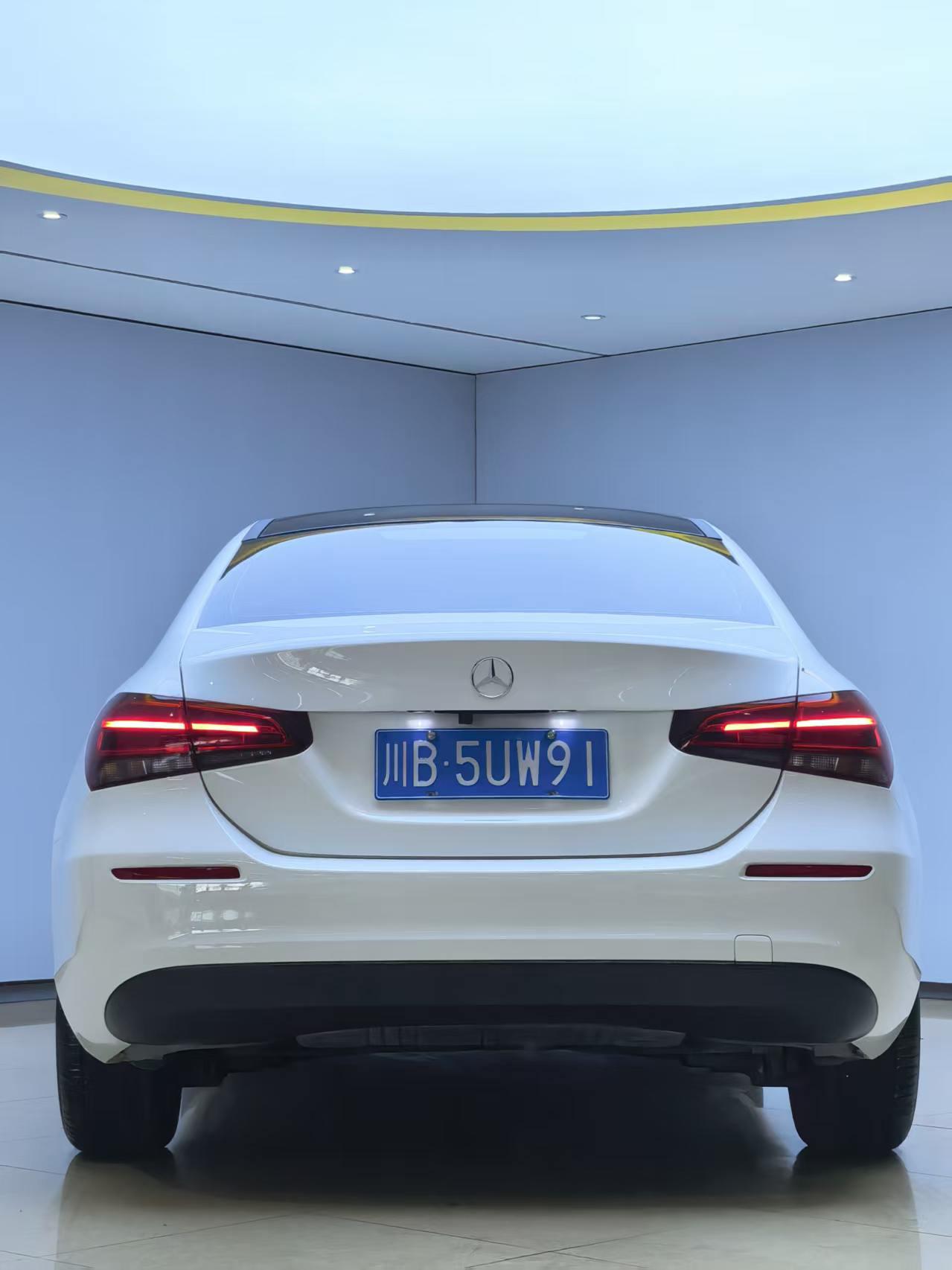 Mercedes-Benz A-Класс 2022 thumb 4