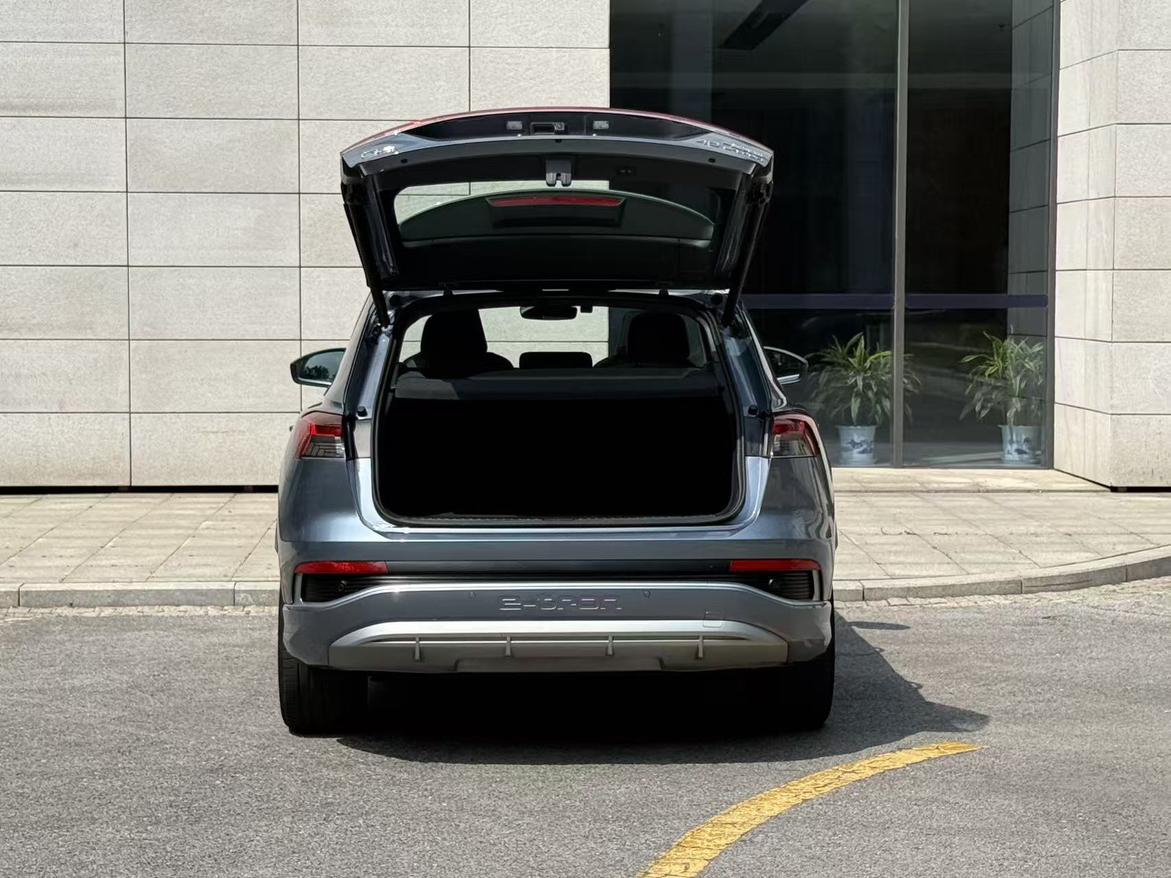 Audi Q4 e-tron 2023 thumb 6