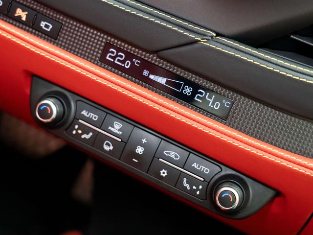 Ferrari F8 2019 thumb 10