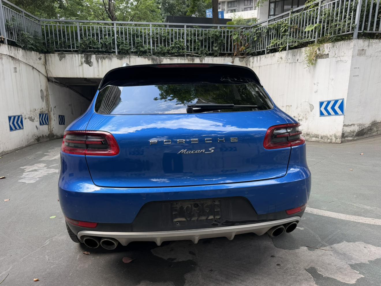Porsche Macan 2016 thumb 3