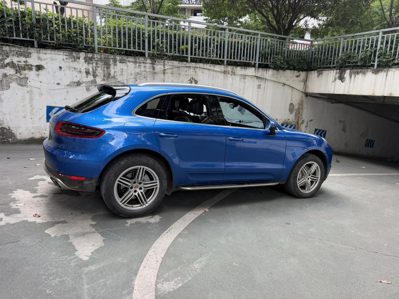 Porsche Macan 2016 thumb 7