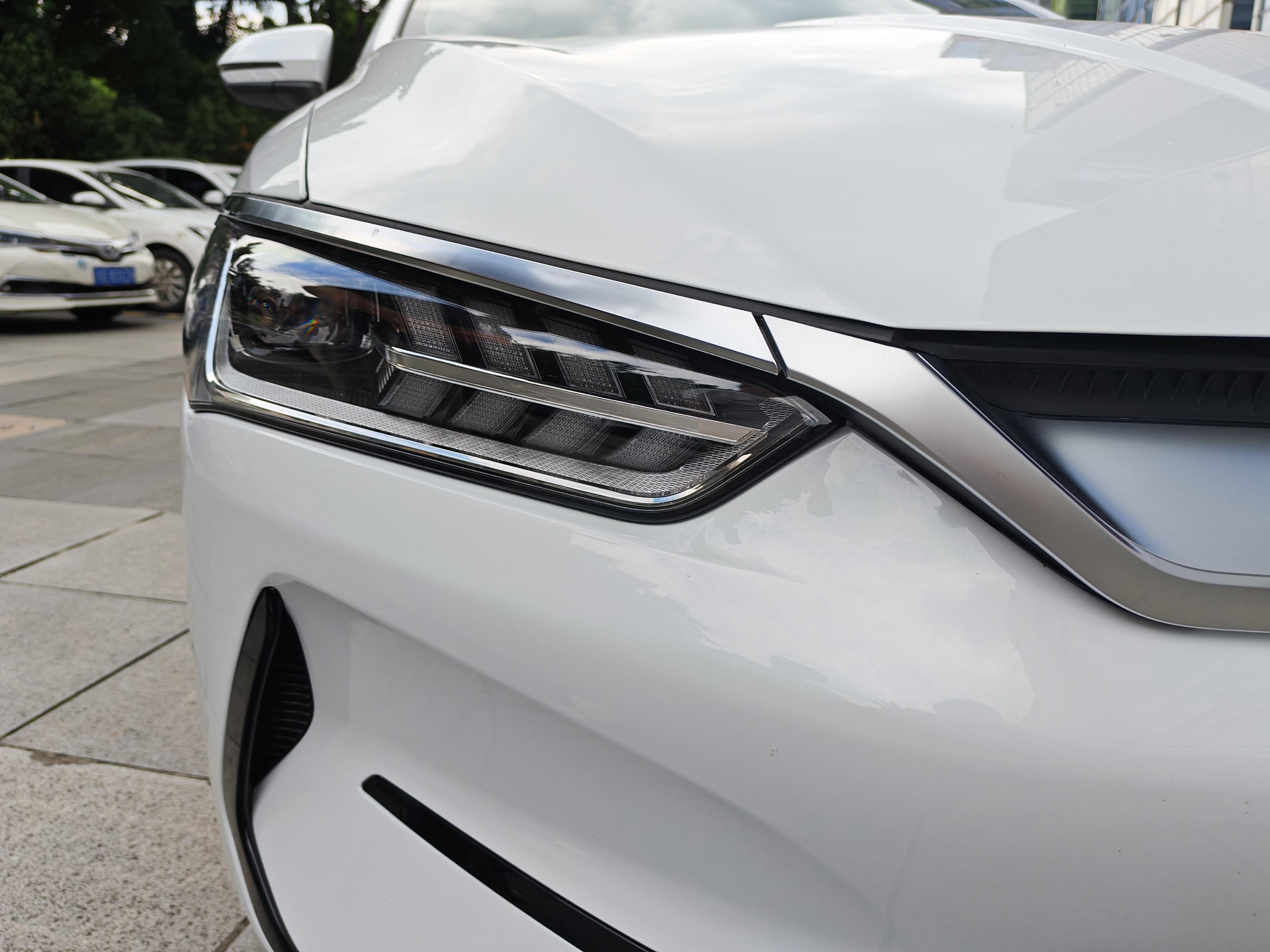 BYD Qin 2025 thumb 5