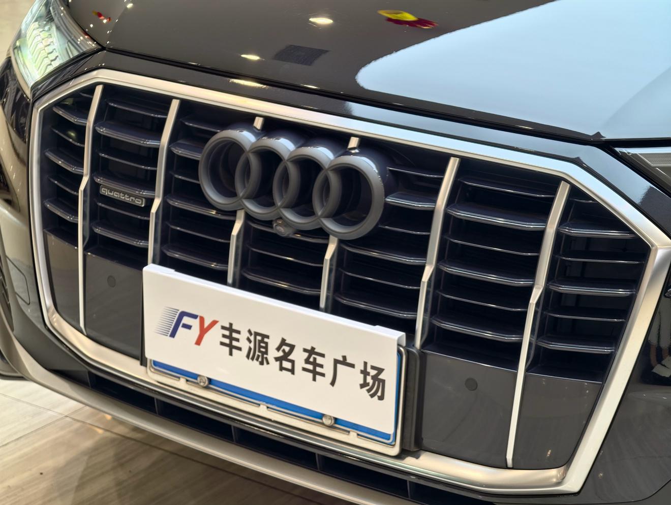 Audi Q7 2021 thumb 12