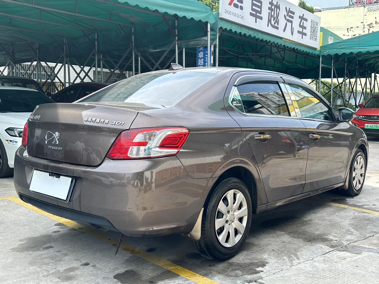 Peugeot 301 2016 thumb 5