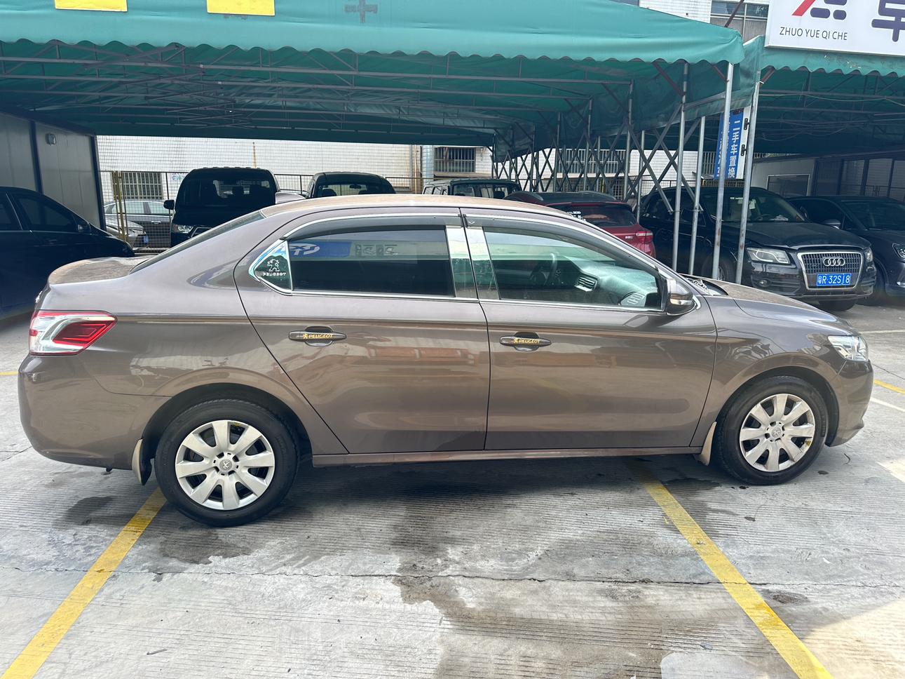 Peugeot 301 2016 thumb 6