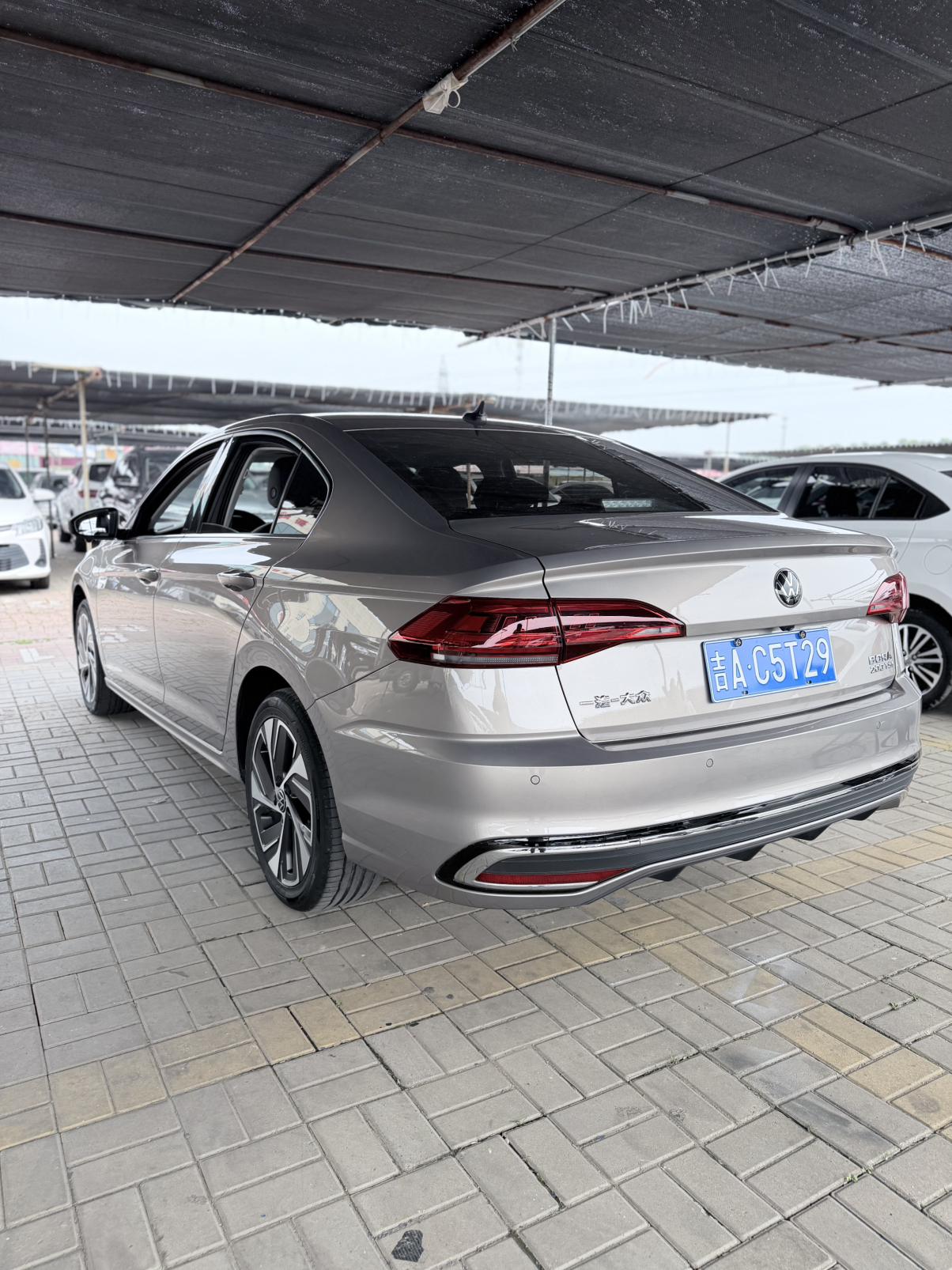 Volkswagen Bora 2023 thumb 2