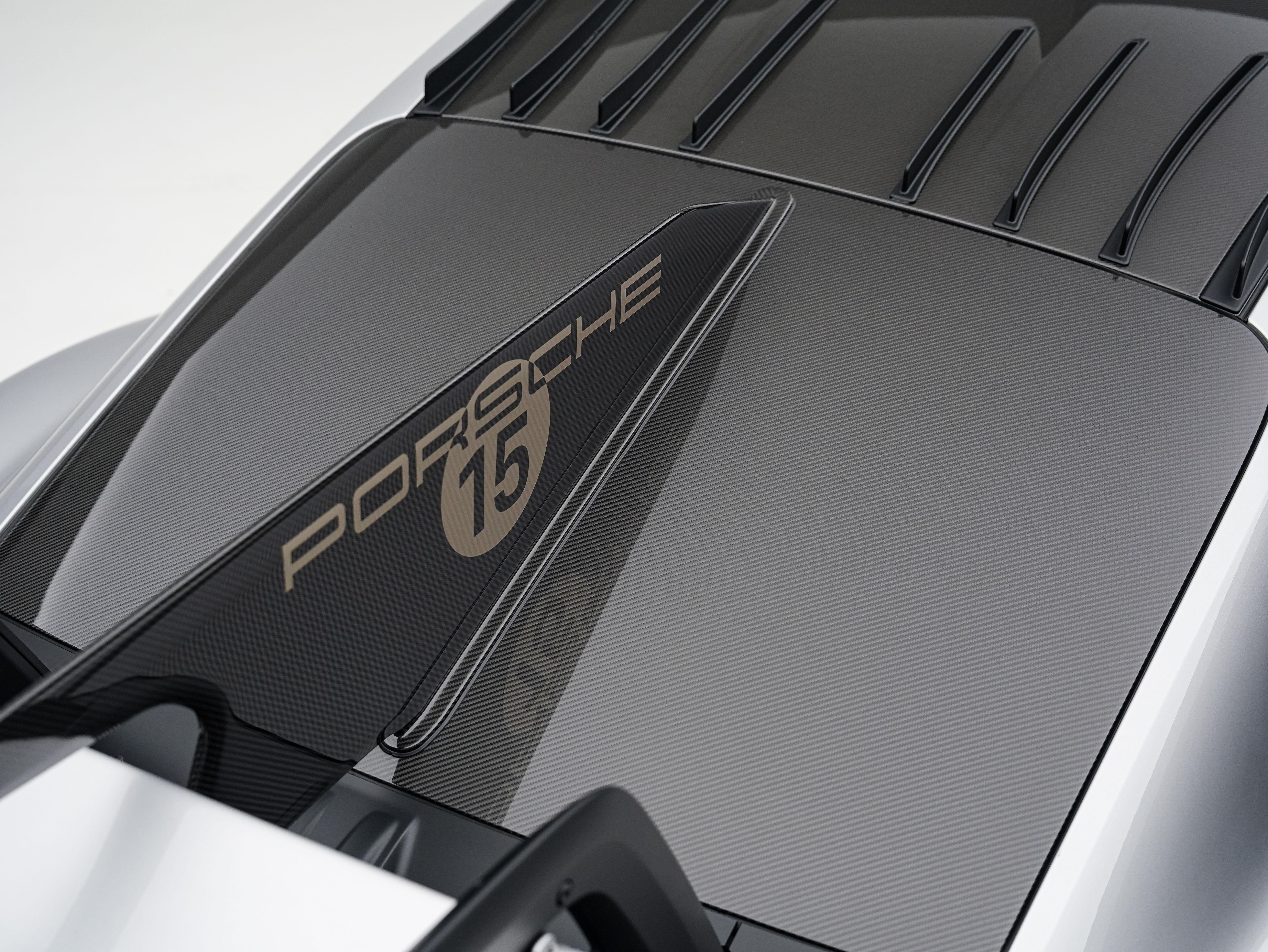 Porsche 911 2025 thumb 9