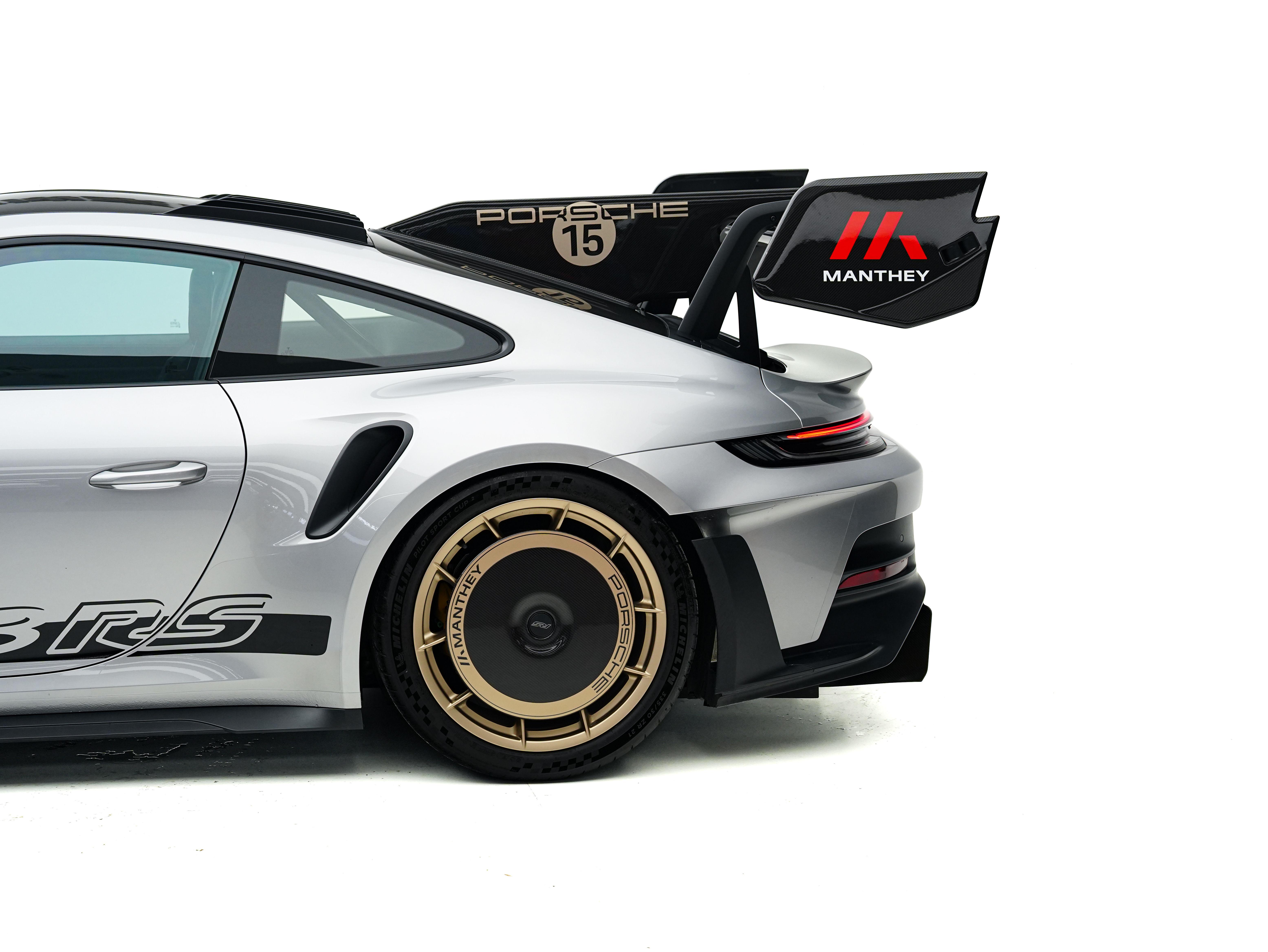 Porsche 911 2025 thumb 12