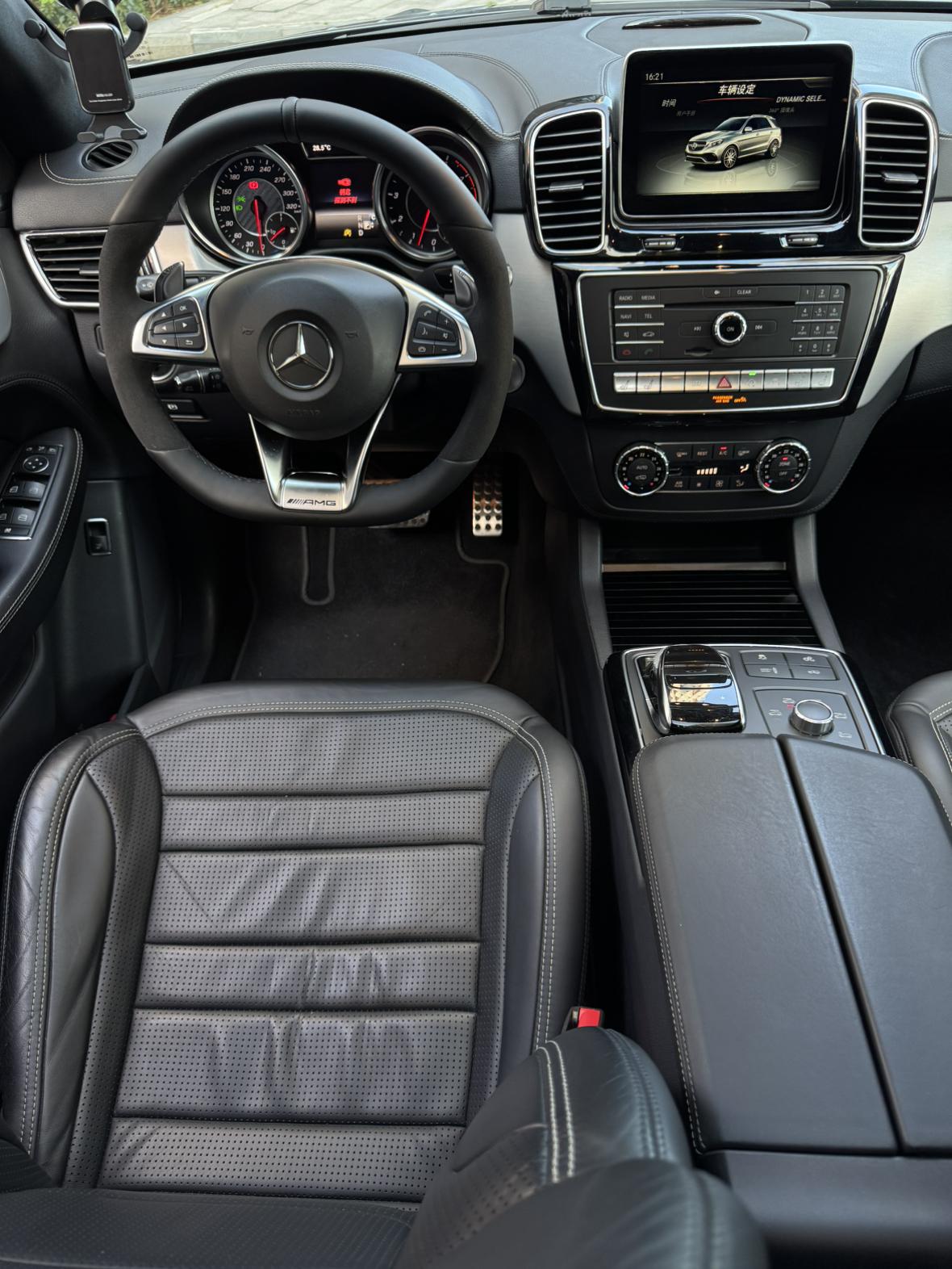 Mercedes-Benz GLE AMG 2015 thumb 9