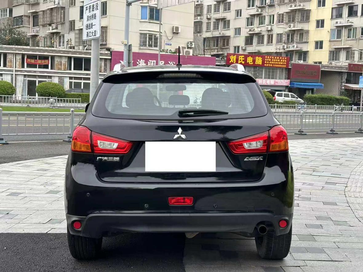 Mitsubishi ASX 2016 thumb 4