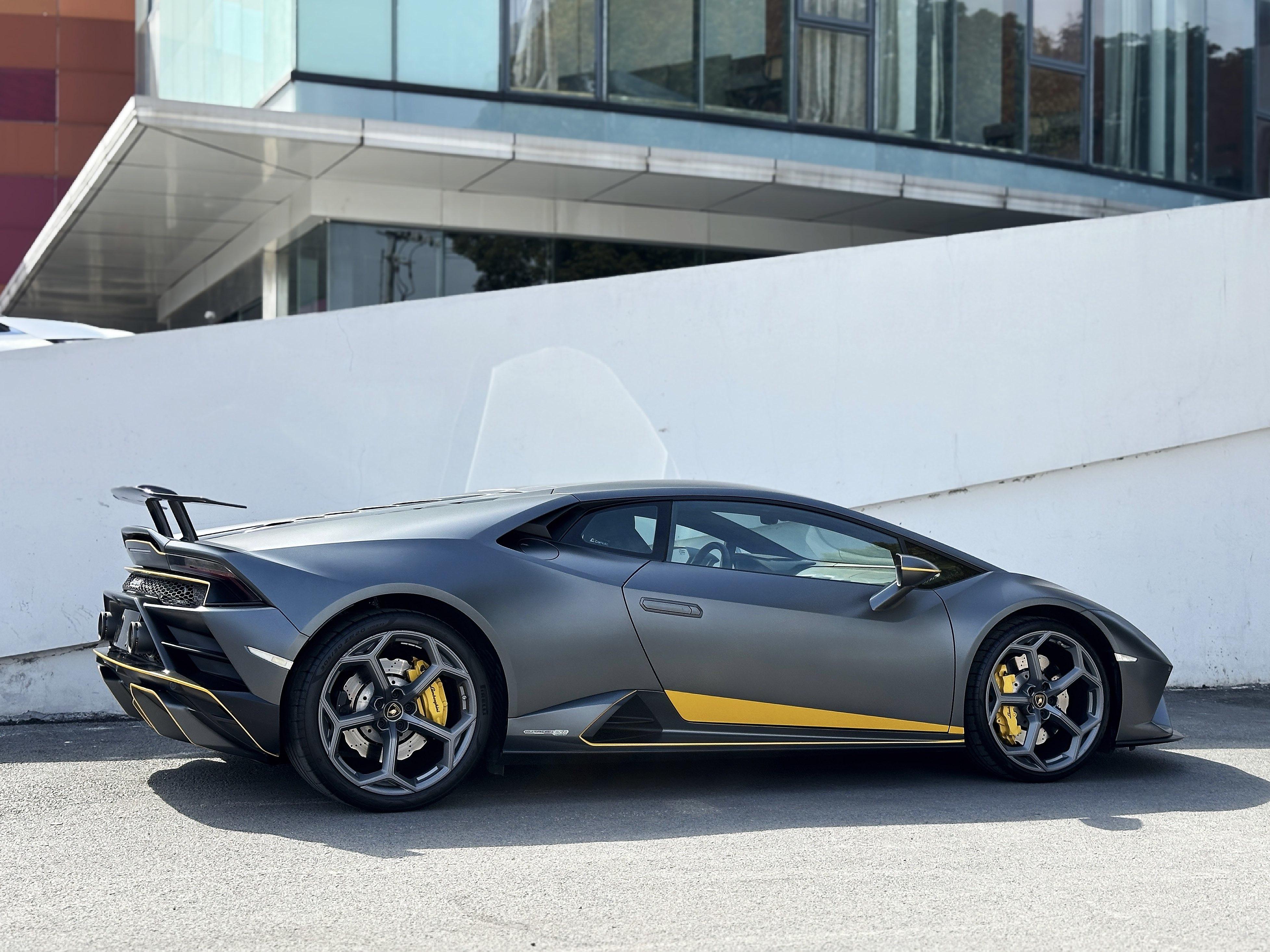 Lamborghini Huracán 2020 thumb 5