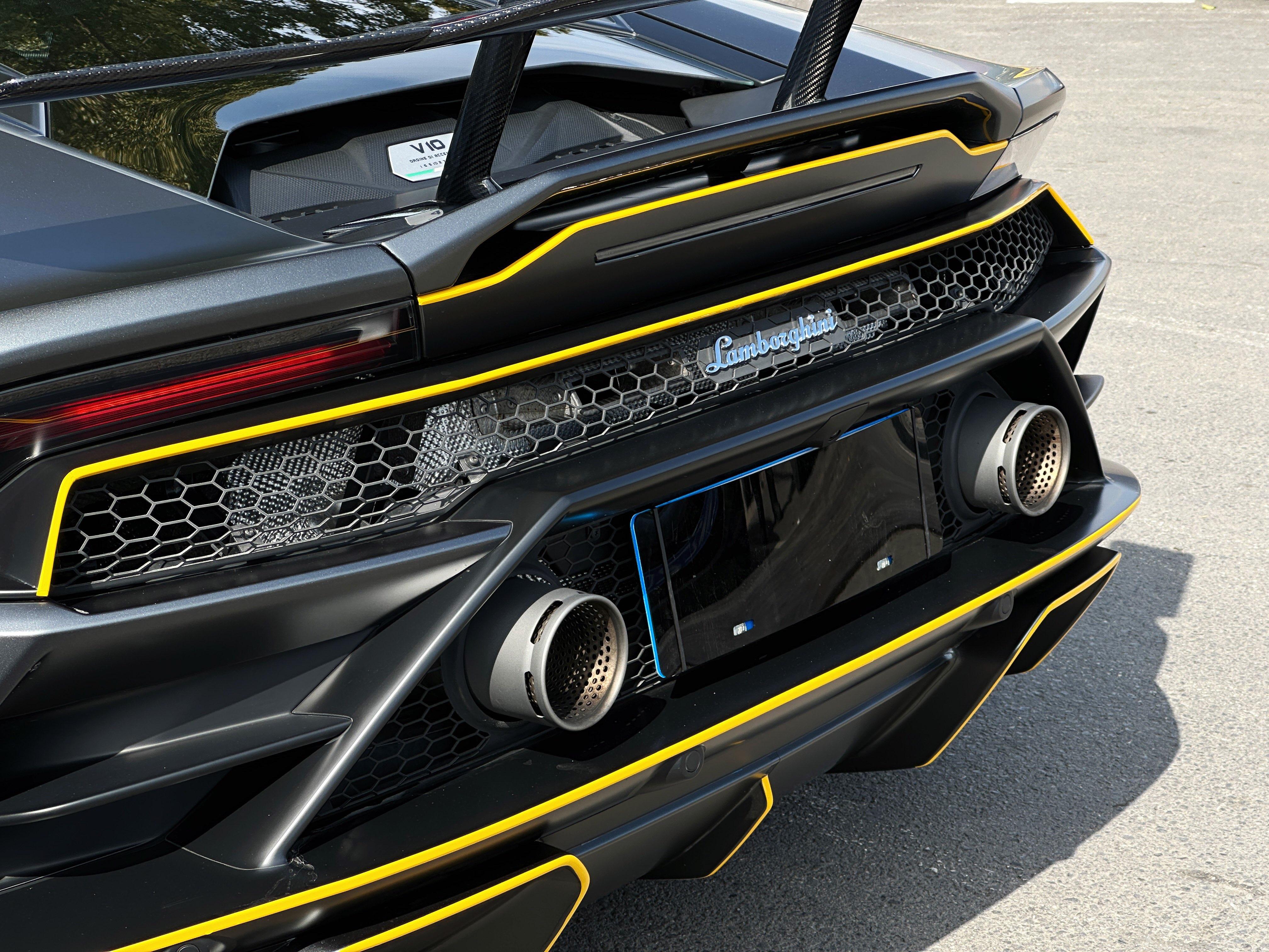 Lamborghini Huracán 2020 thumb 9