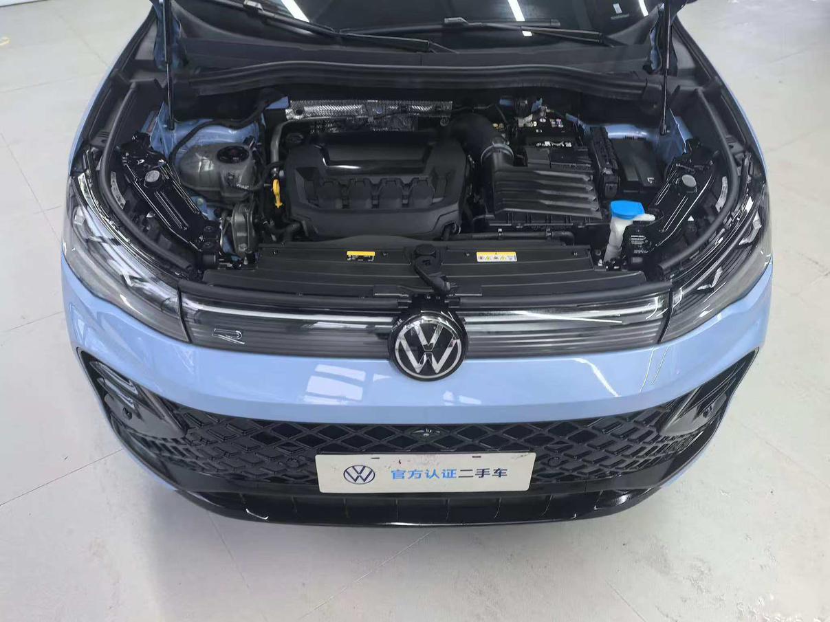Volkswagen Tiguan 2024 thumb 3