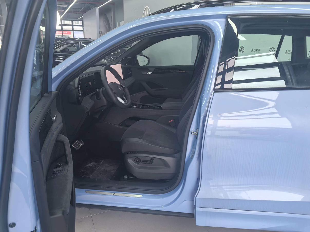 Volkswagen Tiguan 2024 thumb 8
