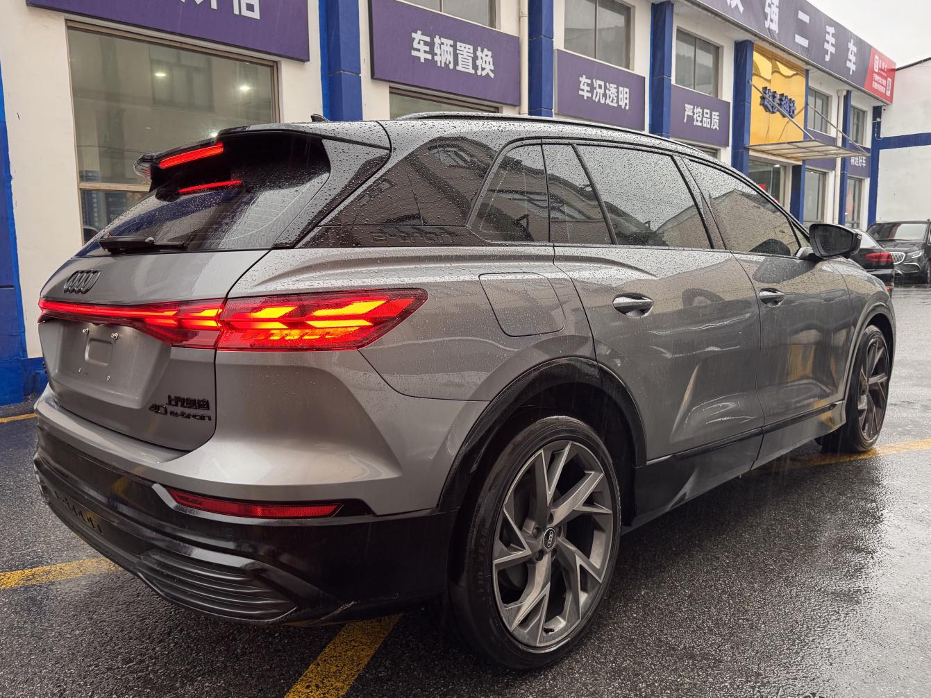 Audi Q5 2022 thumb 4