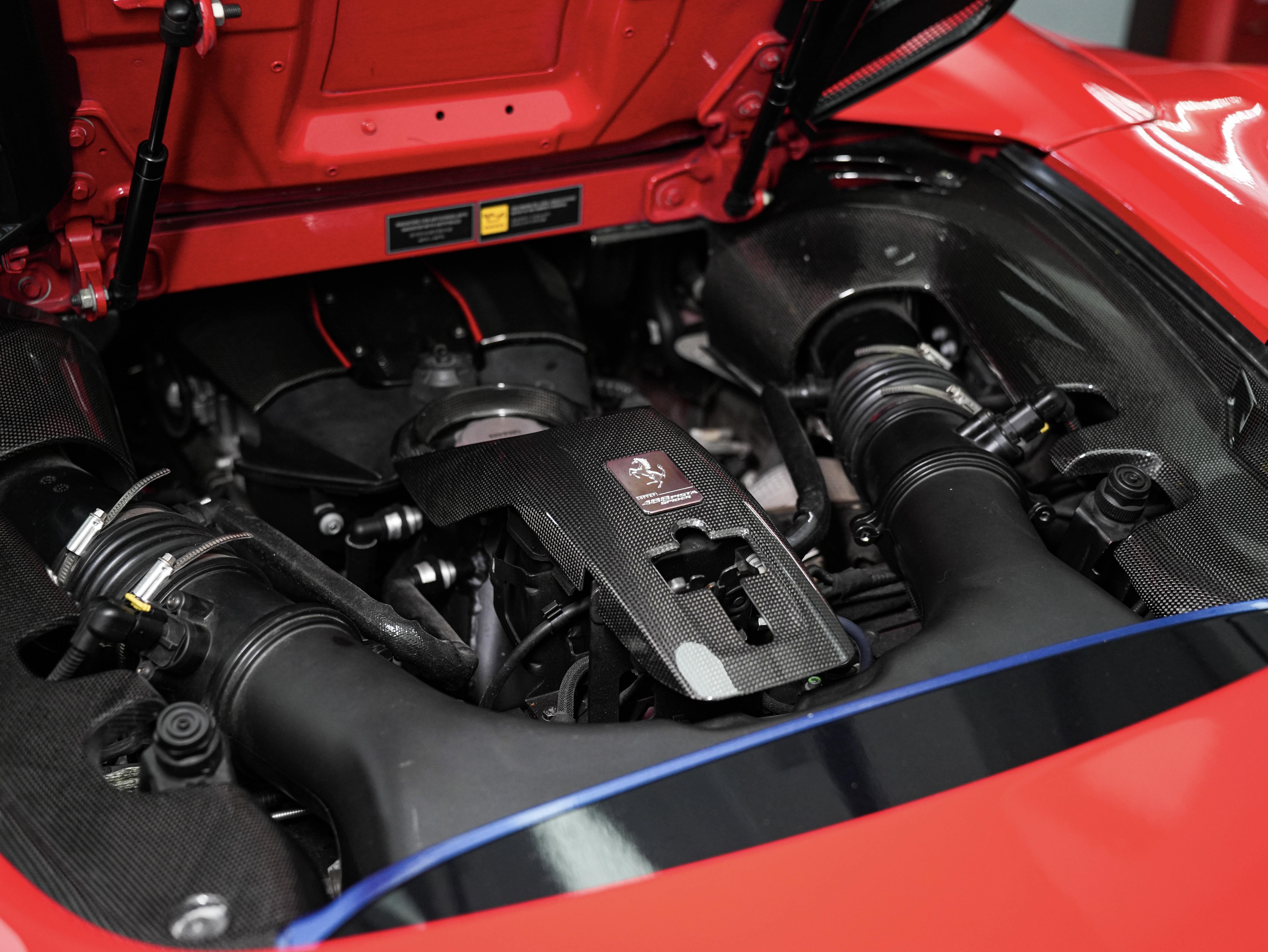 Ferrari 488 2019 thumb 3