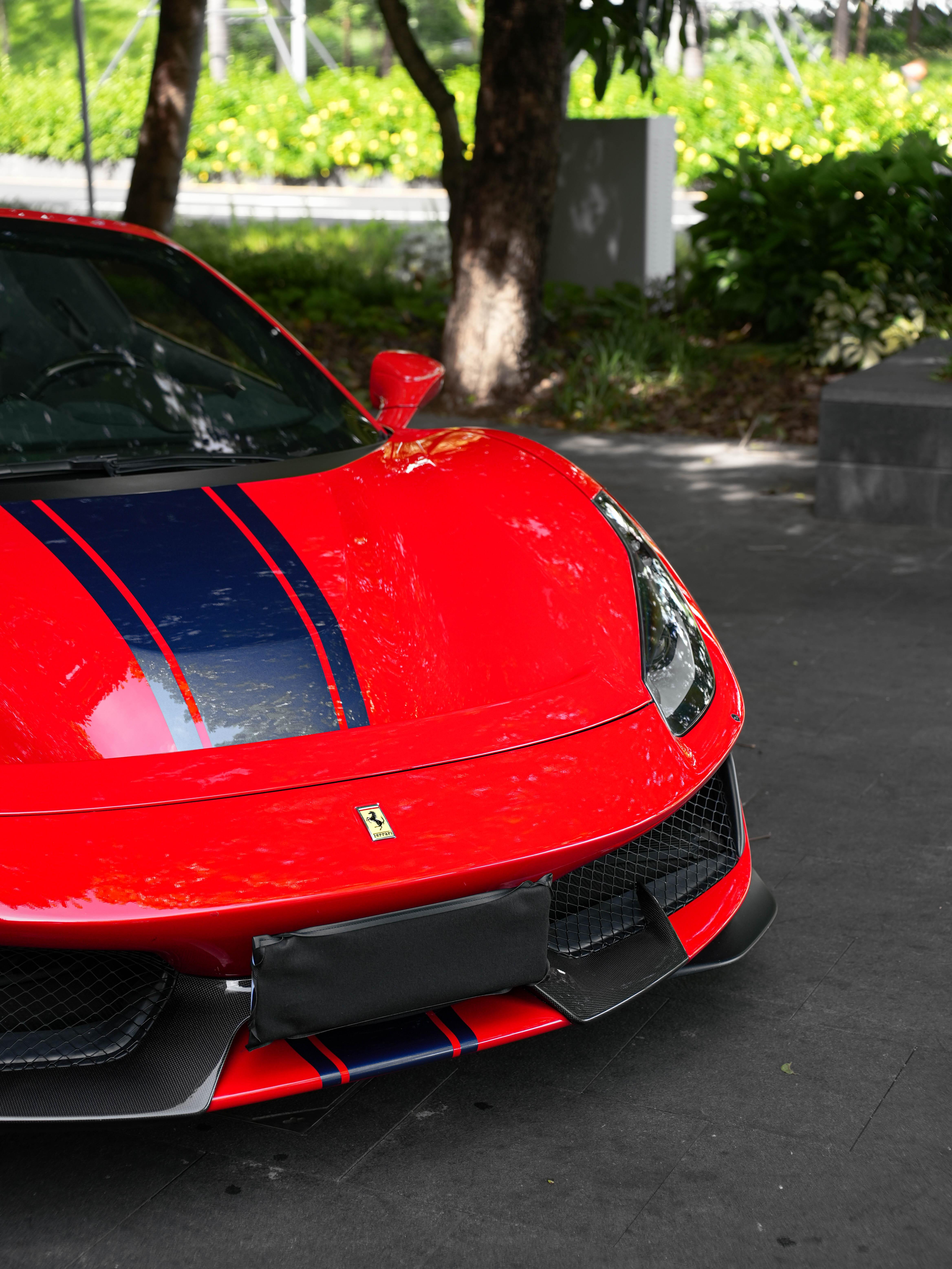 Ferrari 488 2019 thumb 11