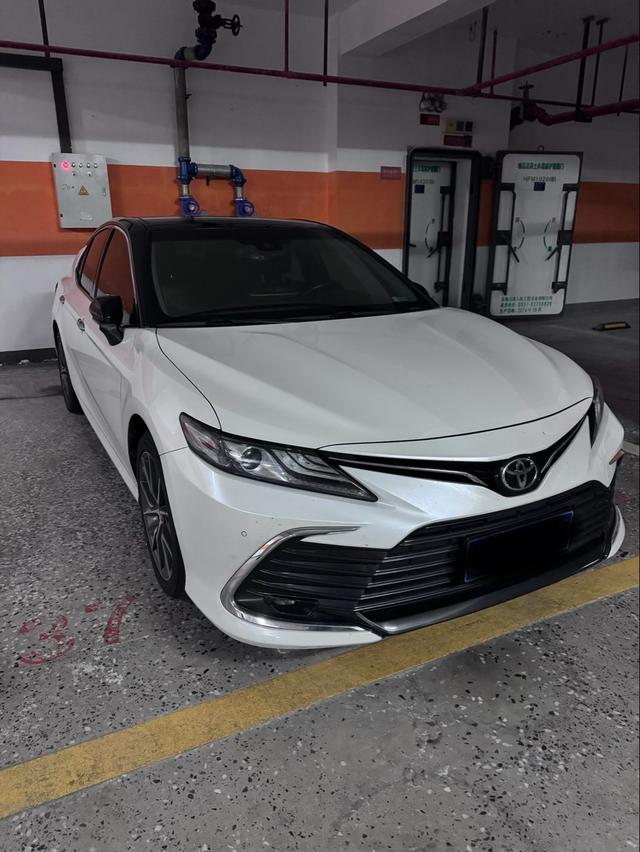 Toyota Camry 2023 thumb 9