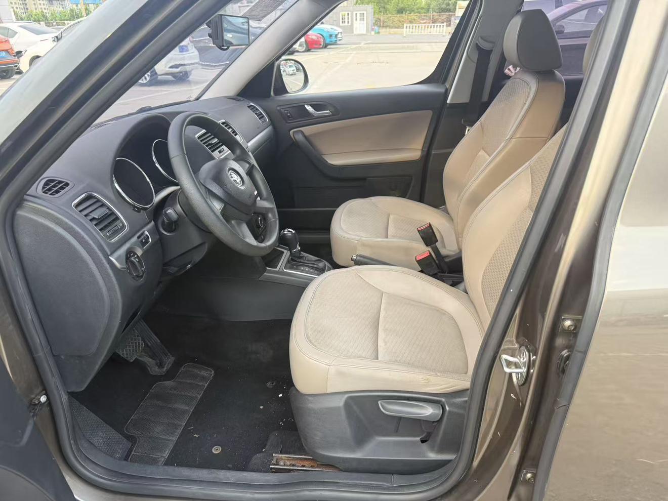 Skoda Yeti 2014 thumb 6