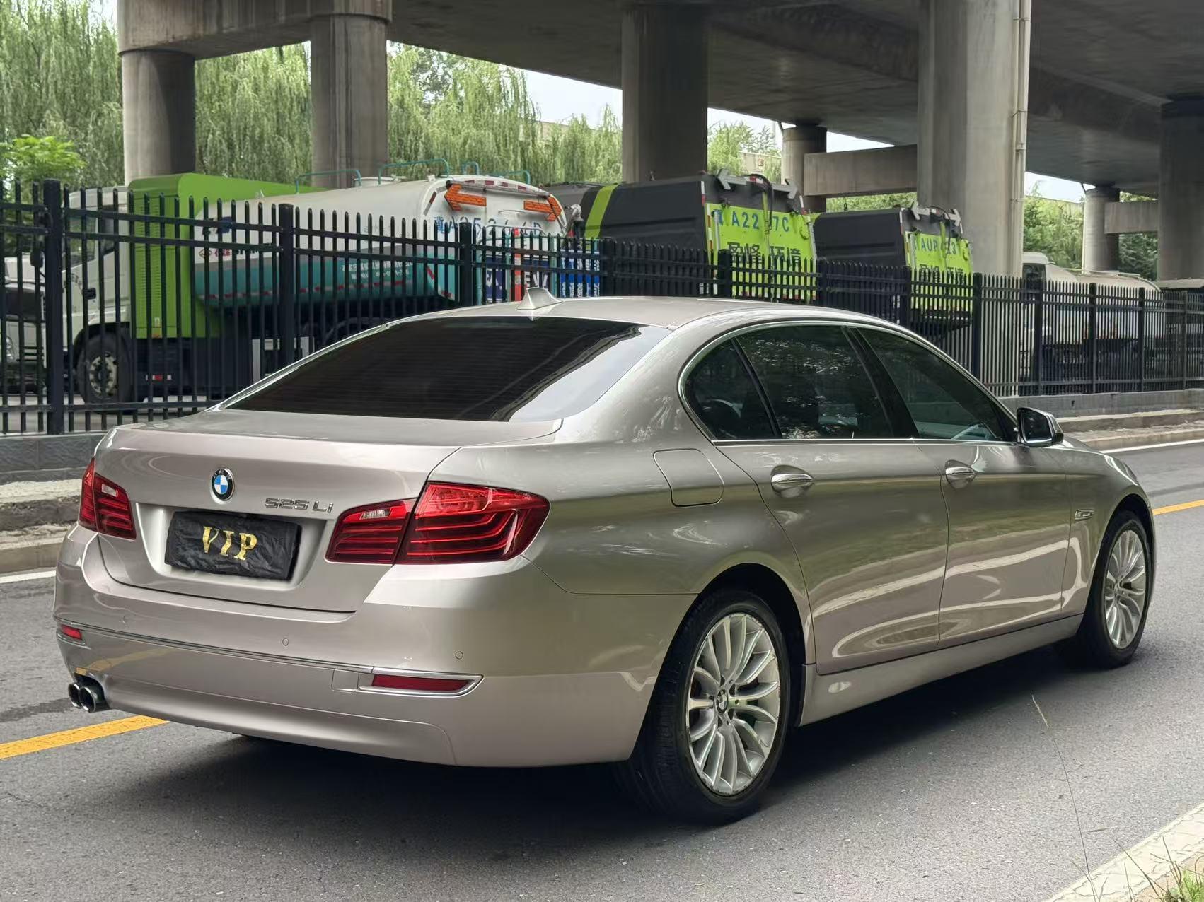 BMW 5 серии 2017 thumb 4