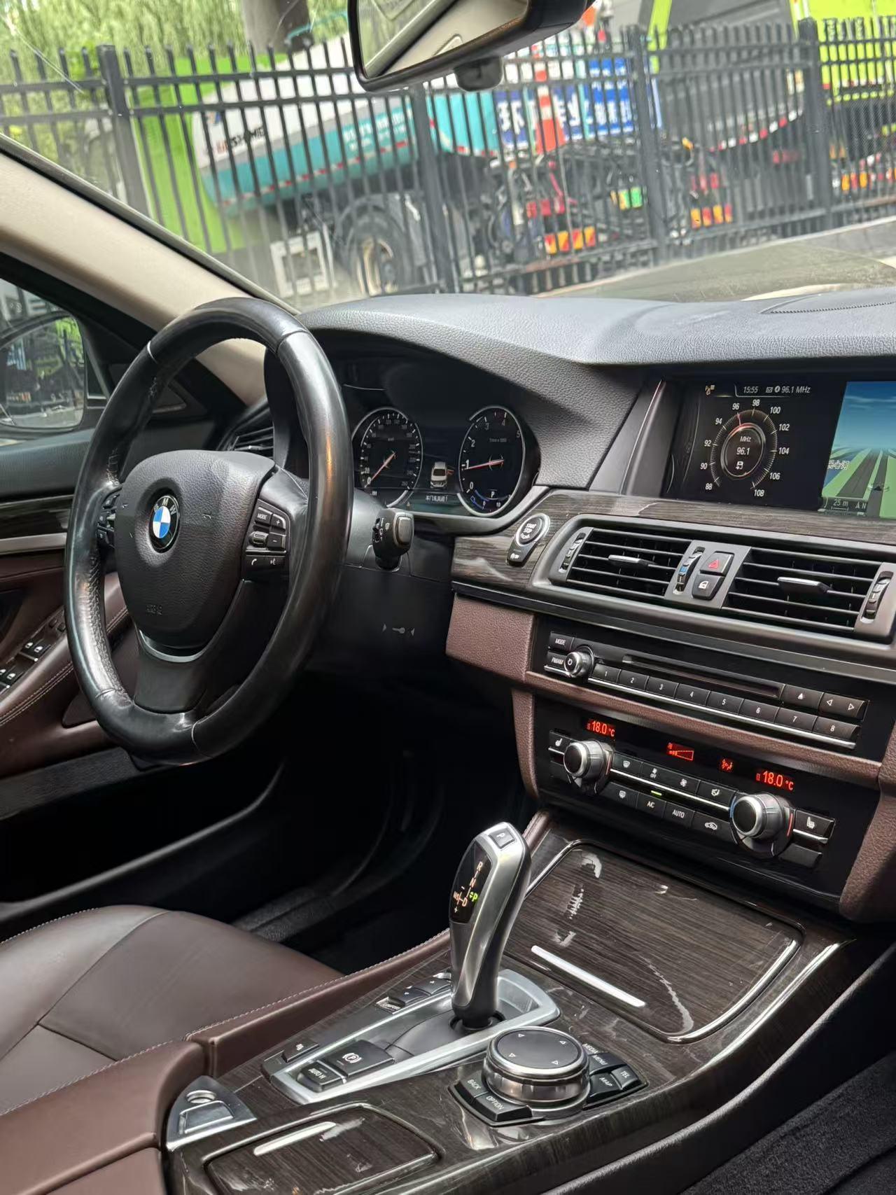 BMW 5 серии 2017 thumb 6
