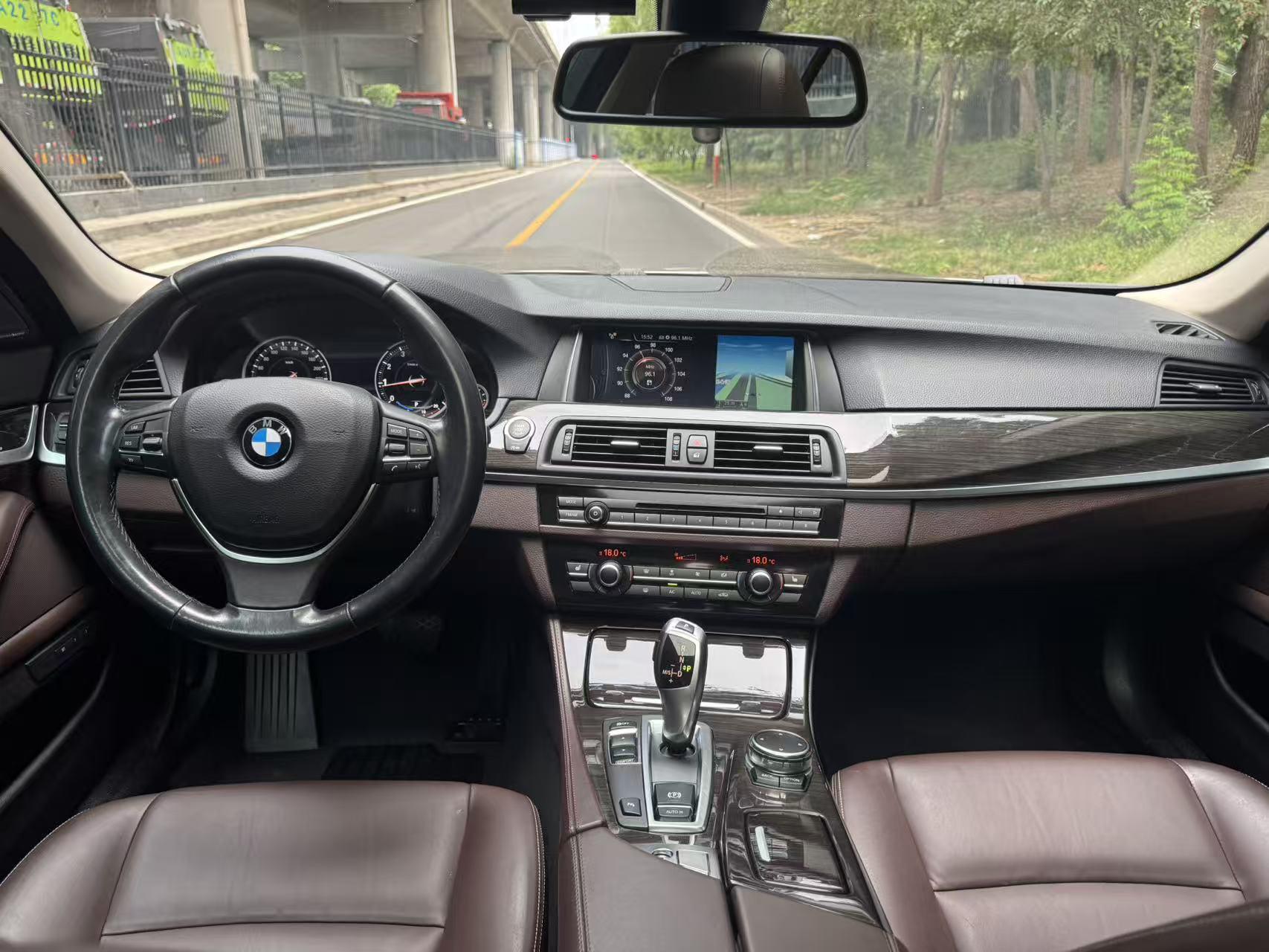 BMW 5 серии 2017 thumb 7