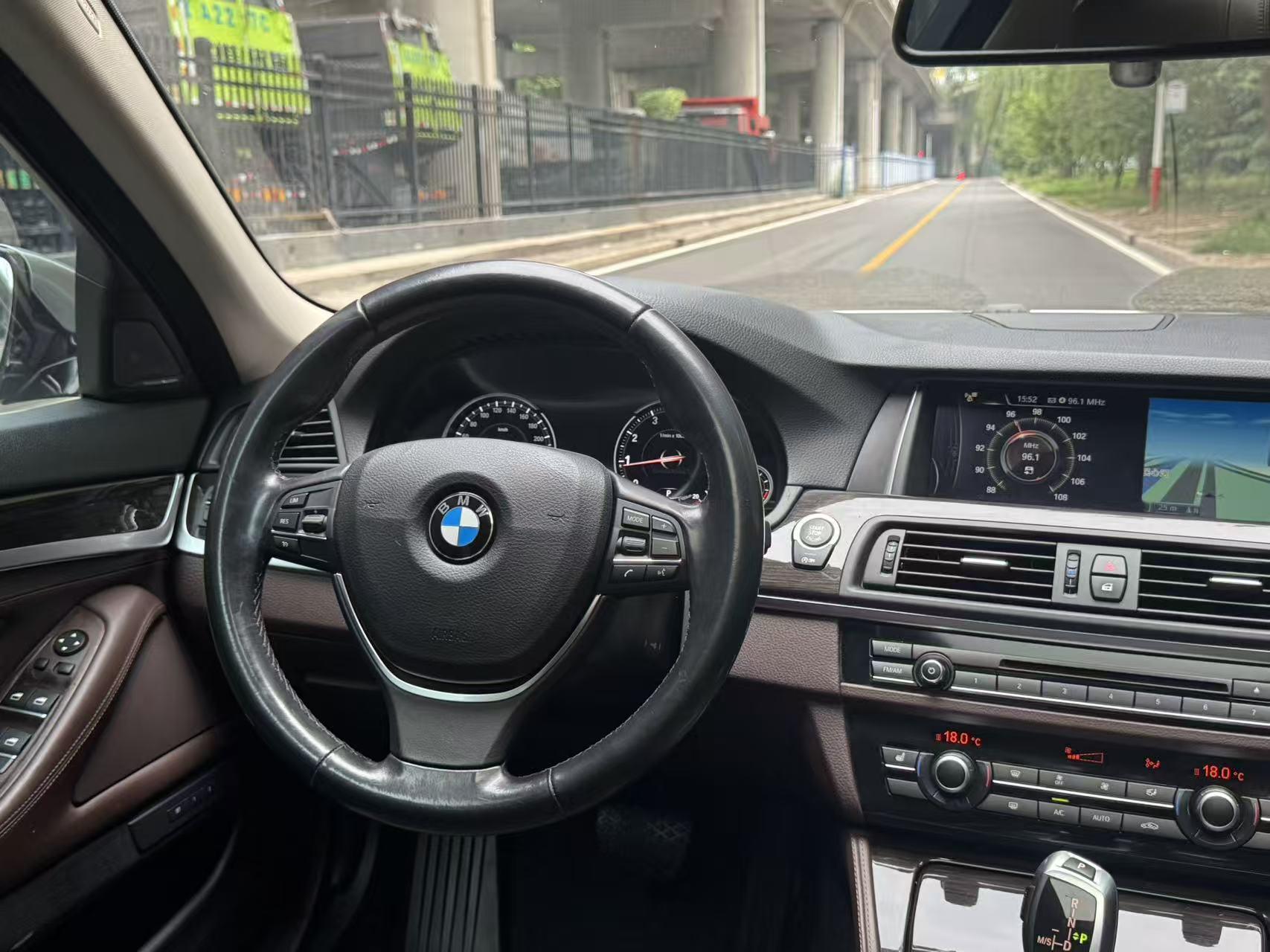 BMW 5 серии 2017 thumb 10