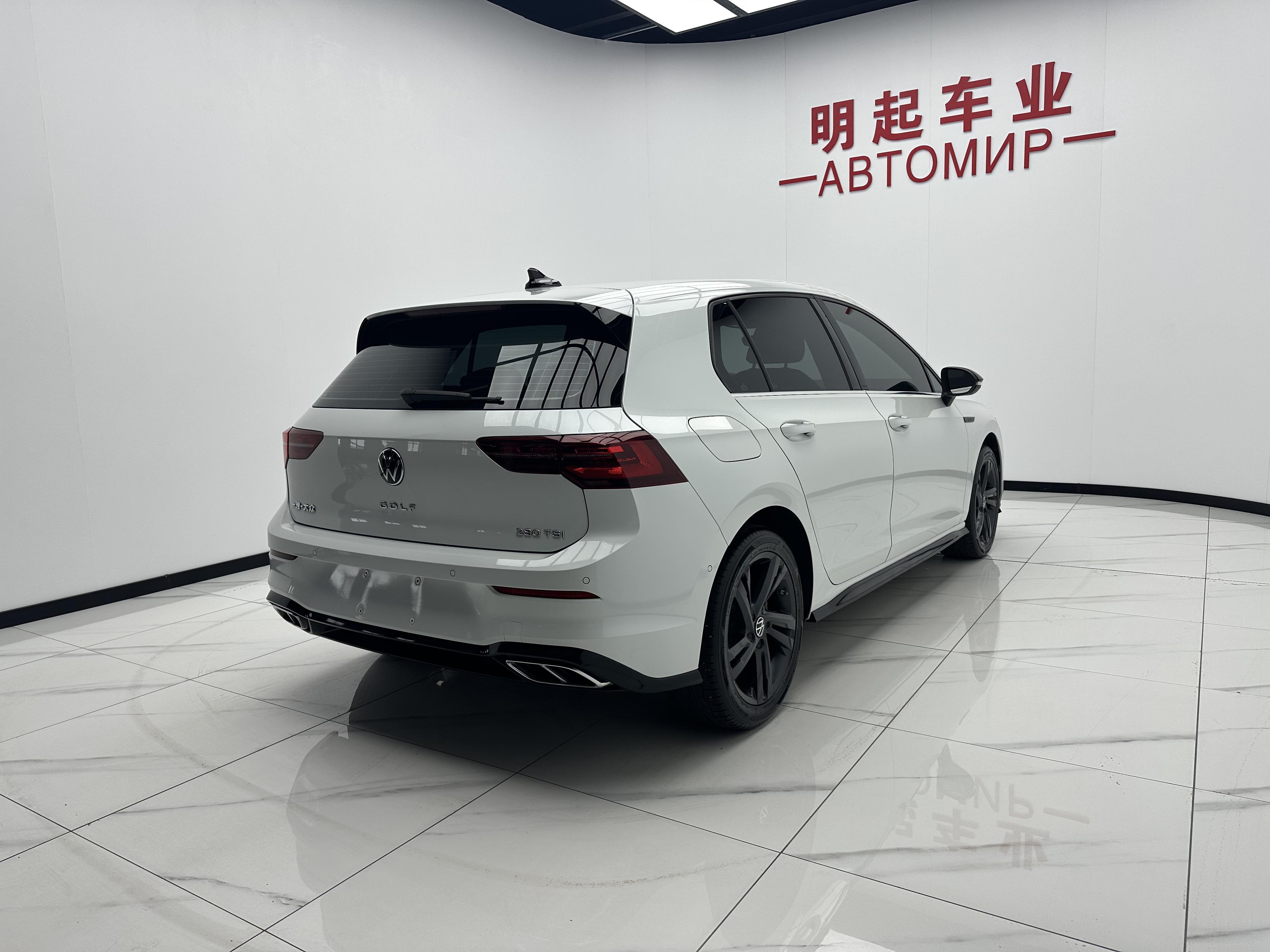 Volkswagen Golf Sportsvan 2023 thumb 4