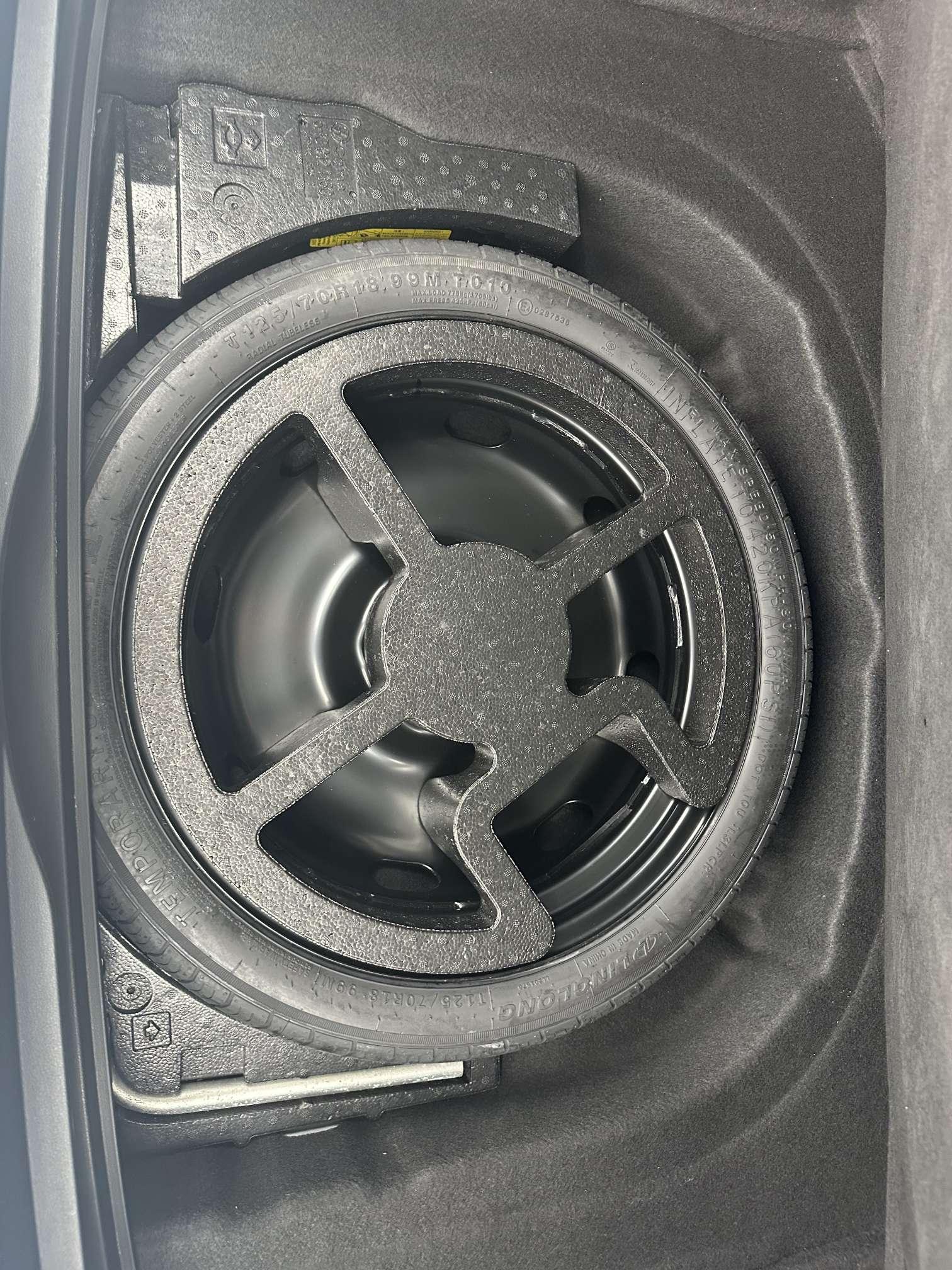 Volkswagen Golf Sportsvan 2023 thumb 11