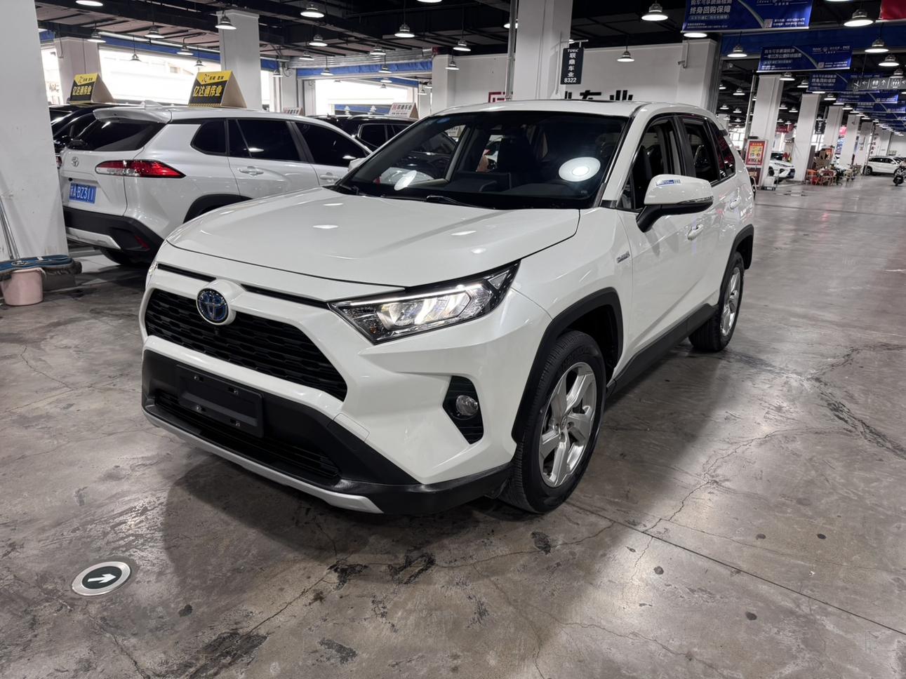 Toyota RAV4 2020 thumb 8