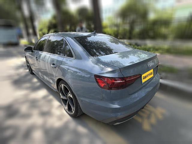 Audi A4 2022 thumb 4