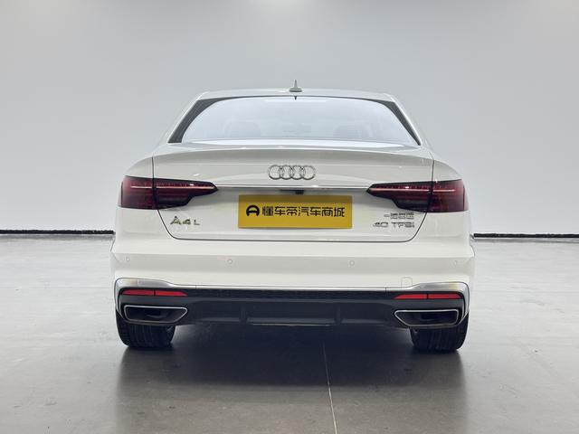 Audi A4 2020 thumb 4