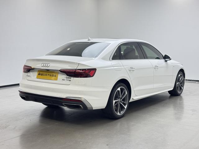 Audi A4 2020 thumb 5