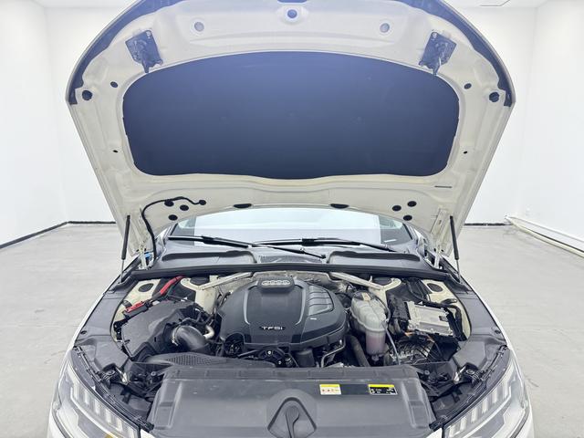 Audi A4 2020 thumb 8