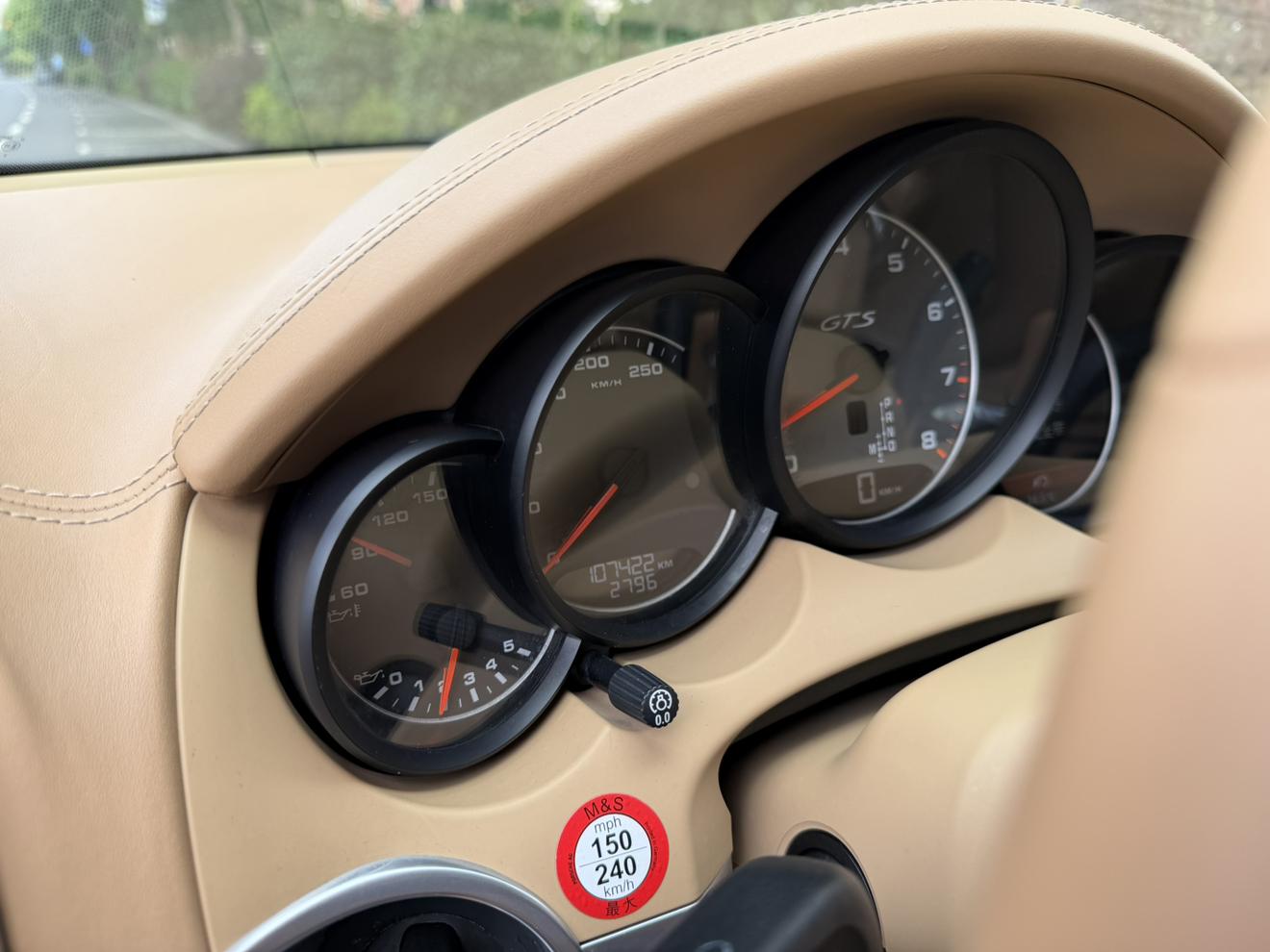 Porsche Cayenne 2012 thumb 7