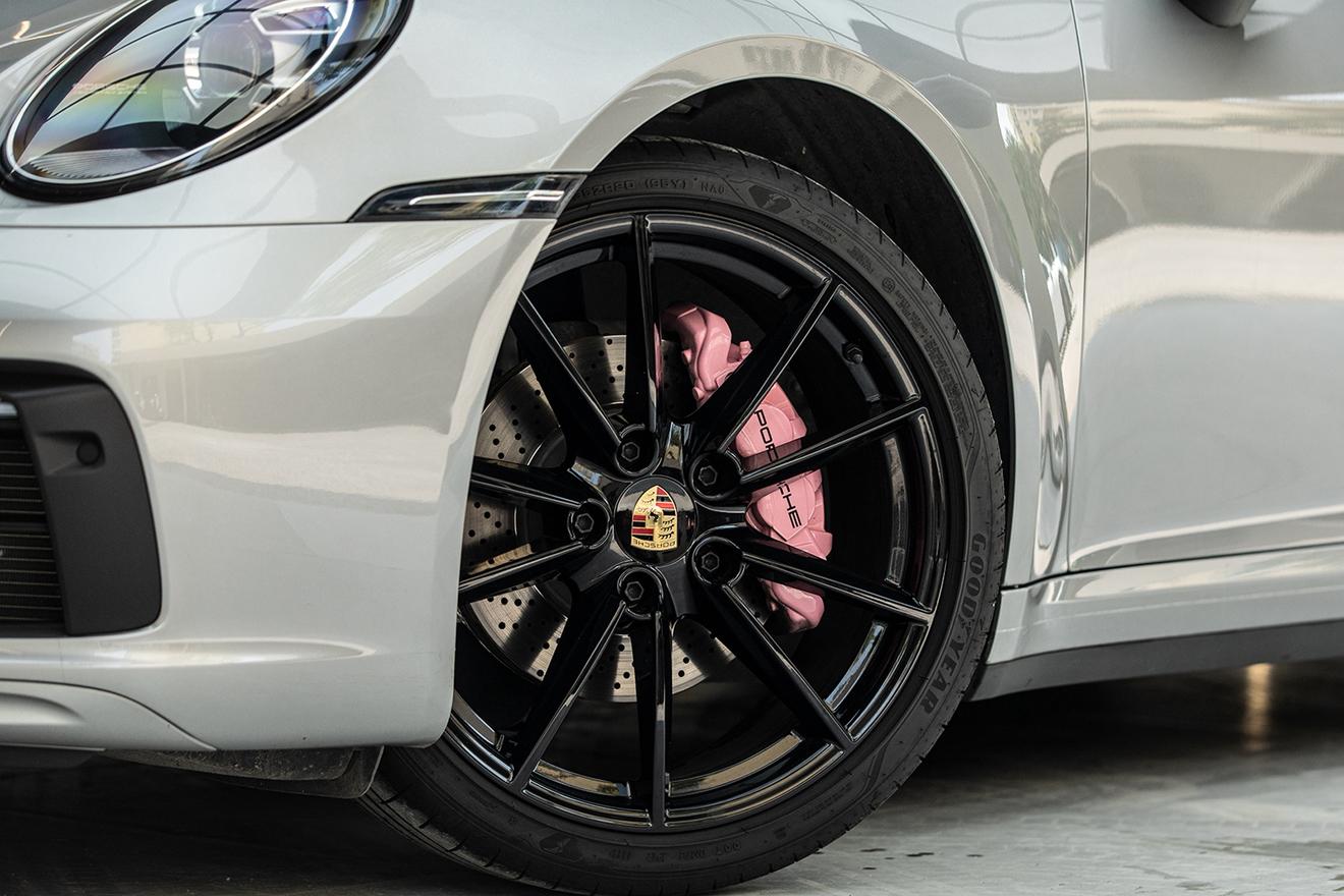 Porsche 911 2023 thumb 5