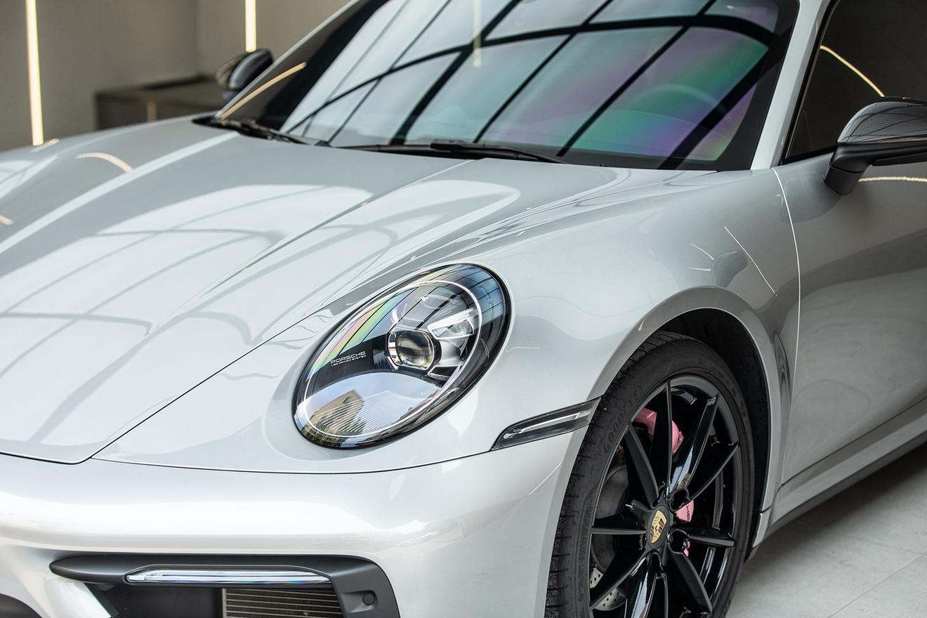 Porsche 911 2023 thumb 6